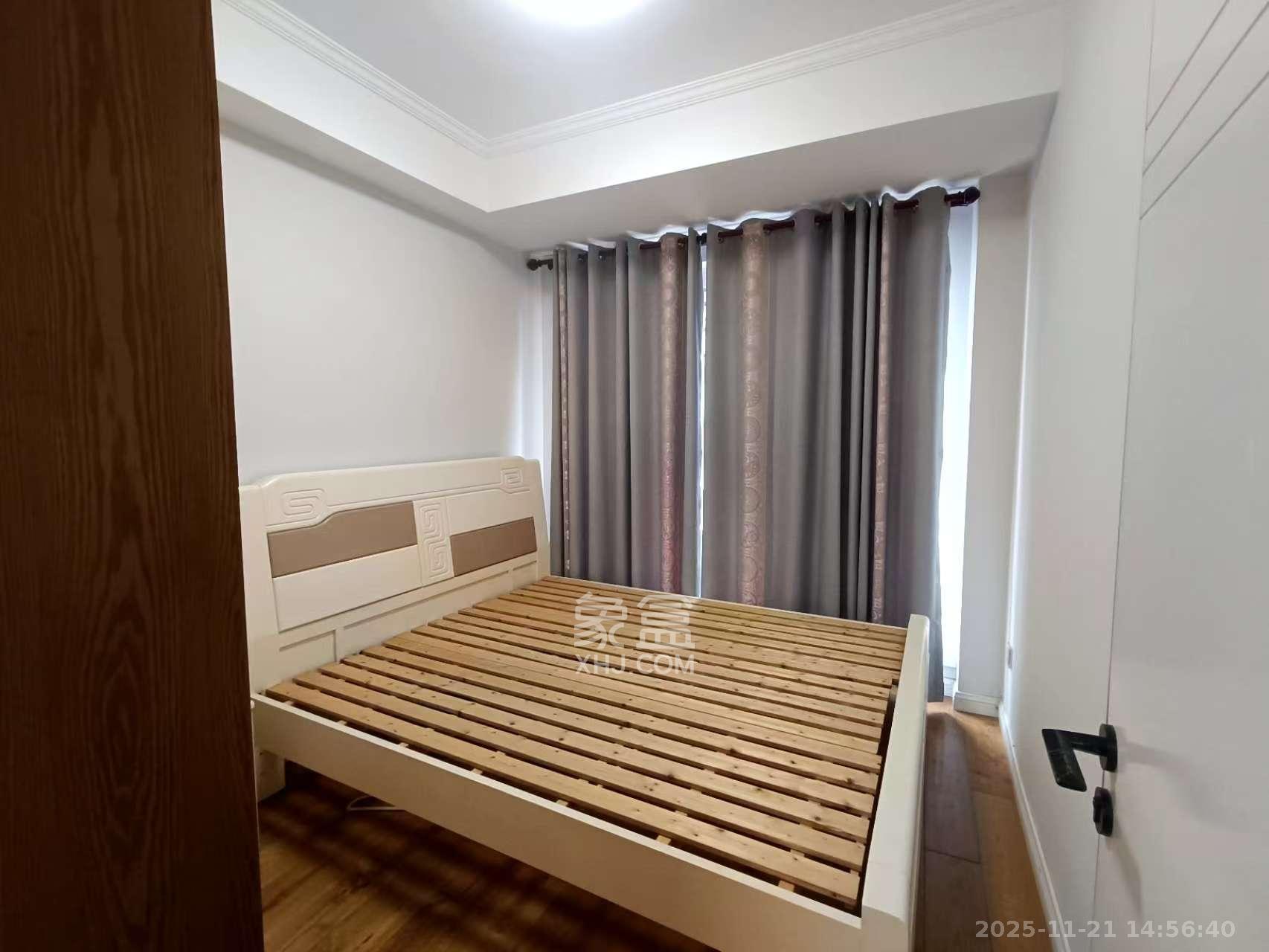 南城印象 3室2厅1卫 2500.0元/月 南城印象 3室2厅1卫 2500.0元/月室内图