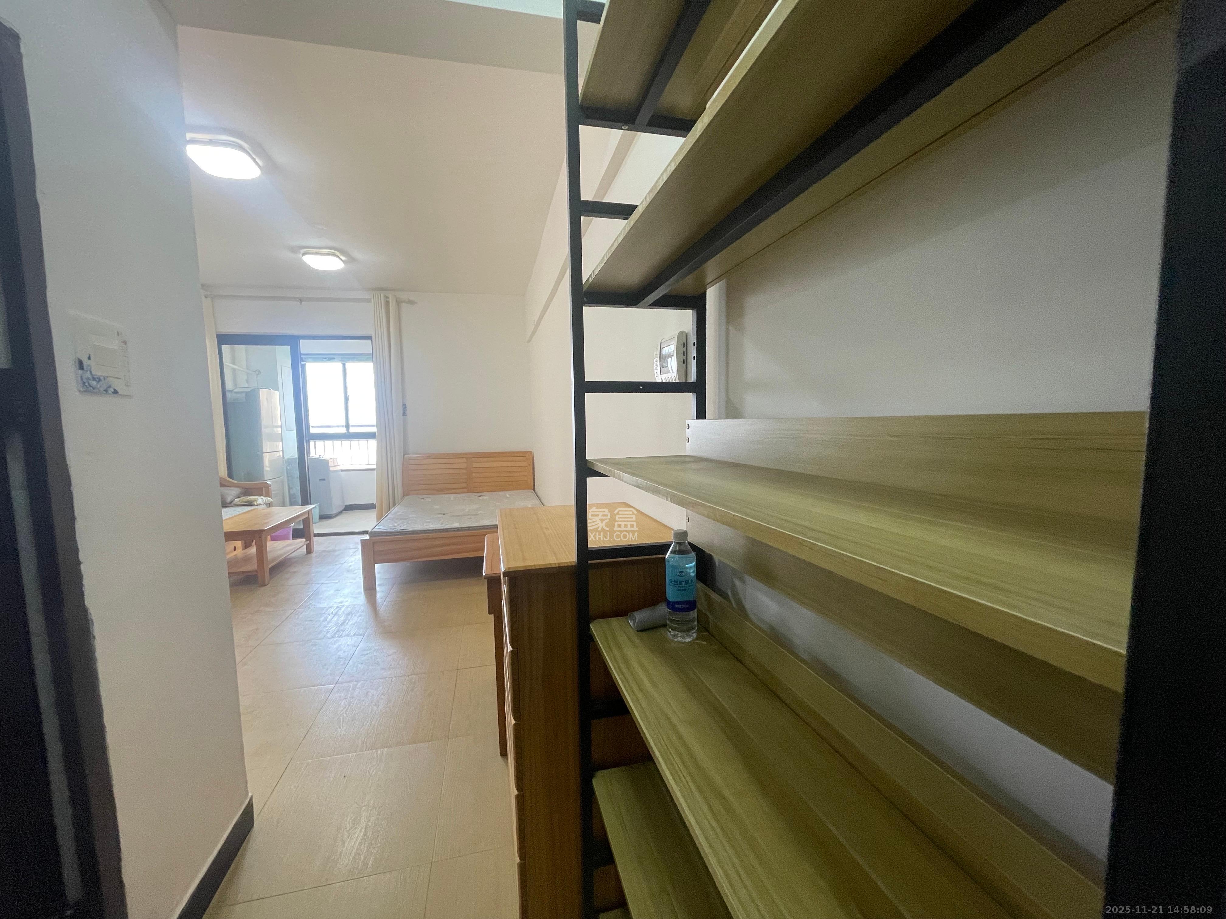 中信凯旋蓝岸（中信新城三期）  1室0厅1卫    1200.0元/月