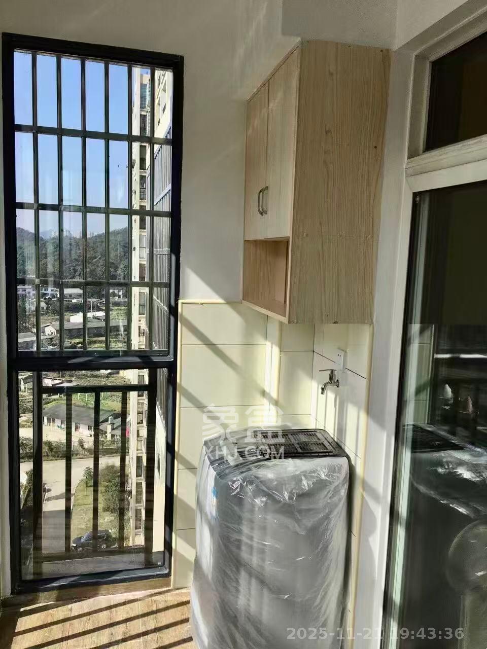 山水新城 2室1厅1卫 1700.0元/月 山水新城 2室1厅1卫 1700.0元/月室内图