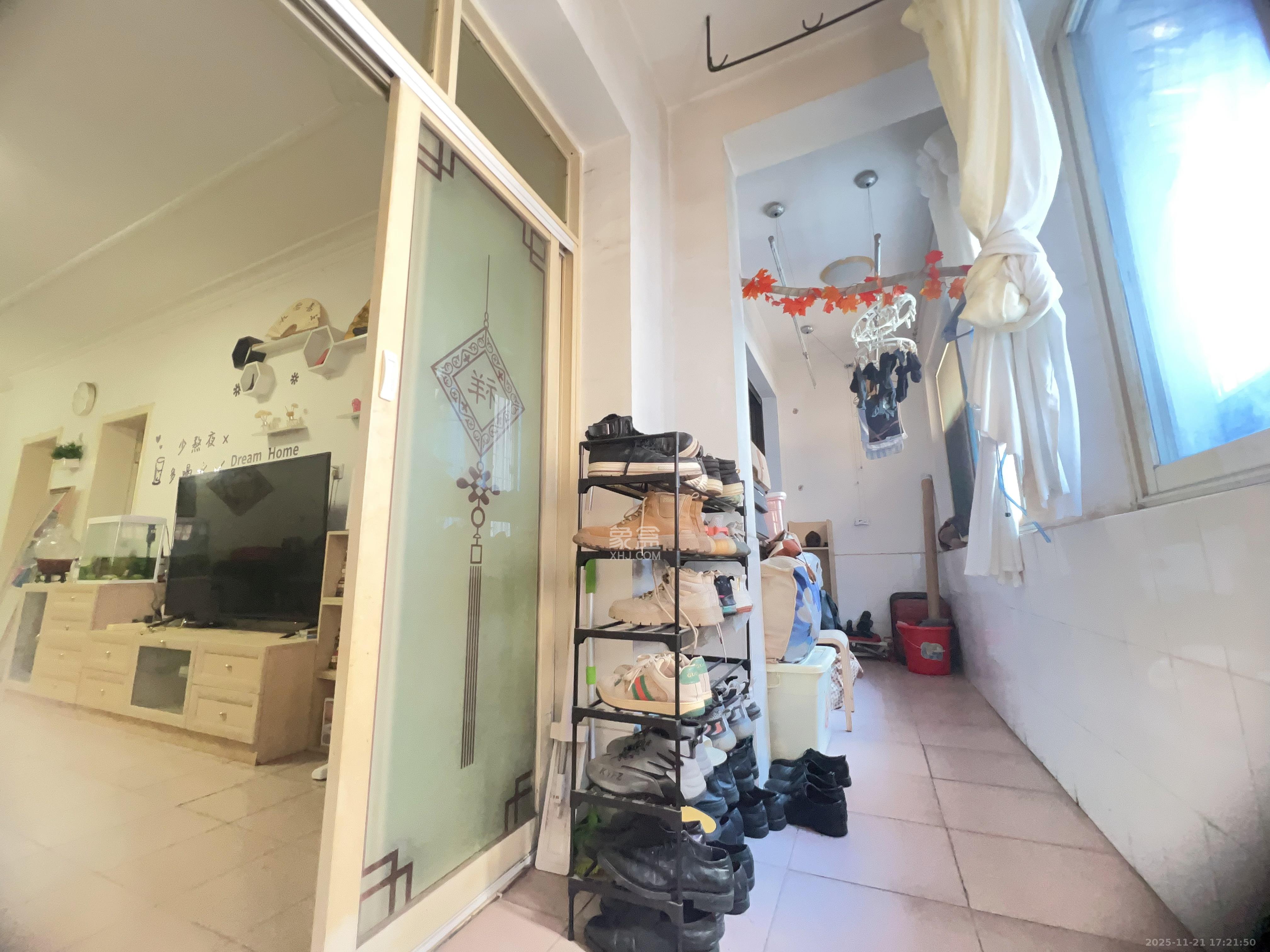 东塘电信宿舍 2室2厅1卫 1980.0元/月 东塘电信宿舍 2室2厅1卫 1980.0元/月室内图