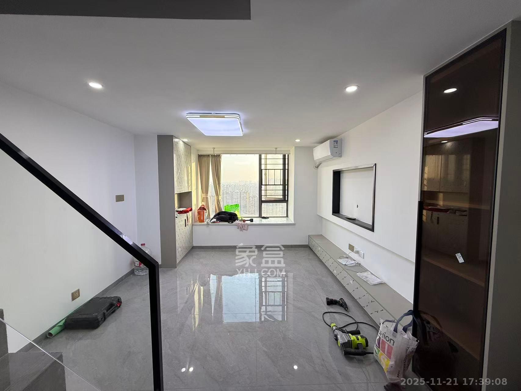 佳兆业云顶都汇  2室1厅1卫    2100.0元/月