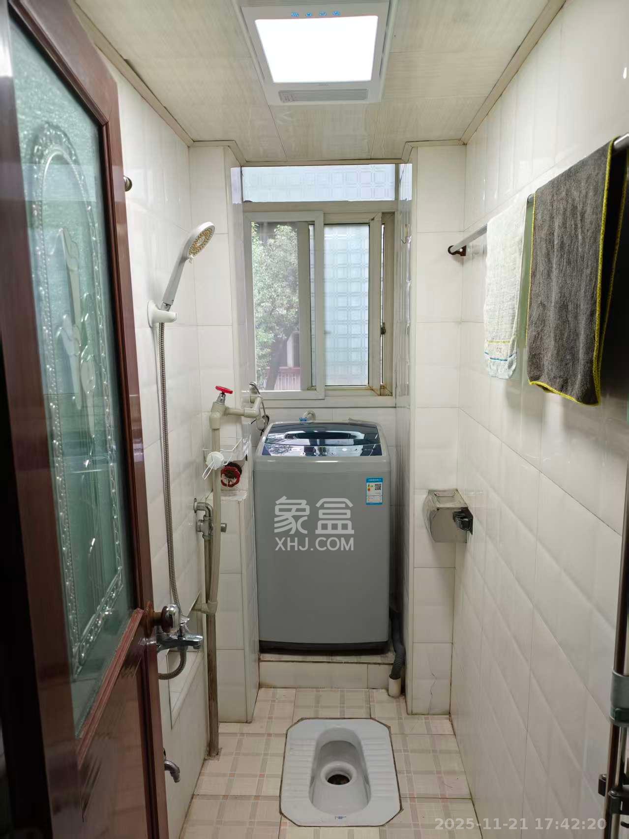 长沙花纸印刷厂宿舍  3室1厅0卫    1800.0元/月室内图