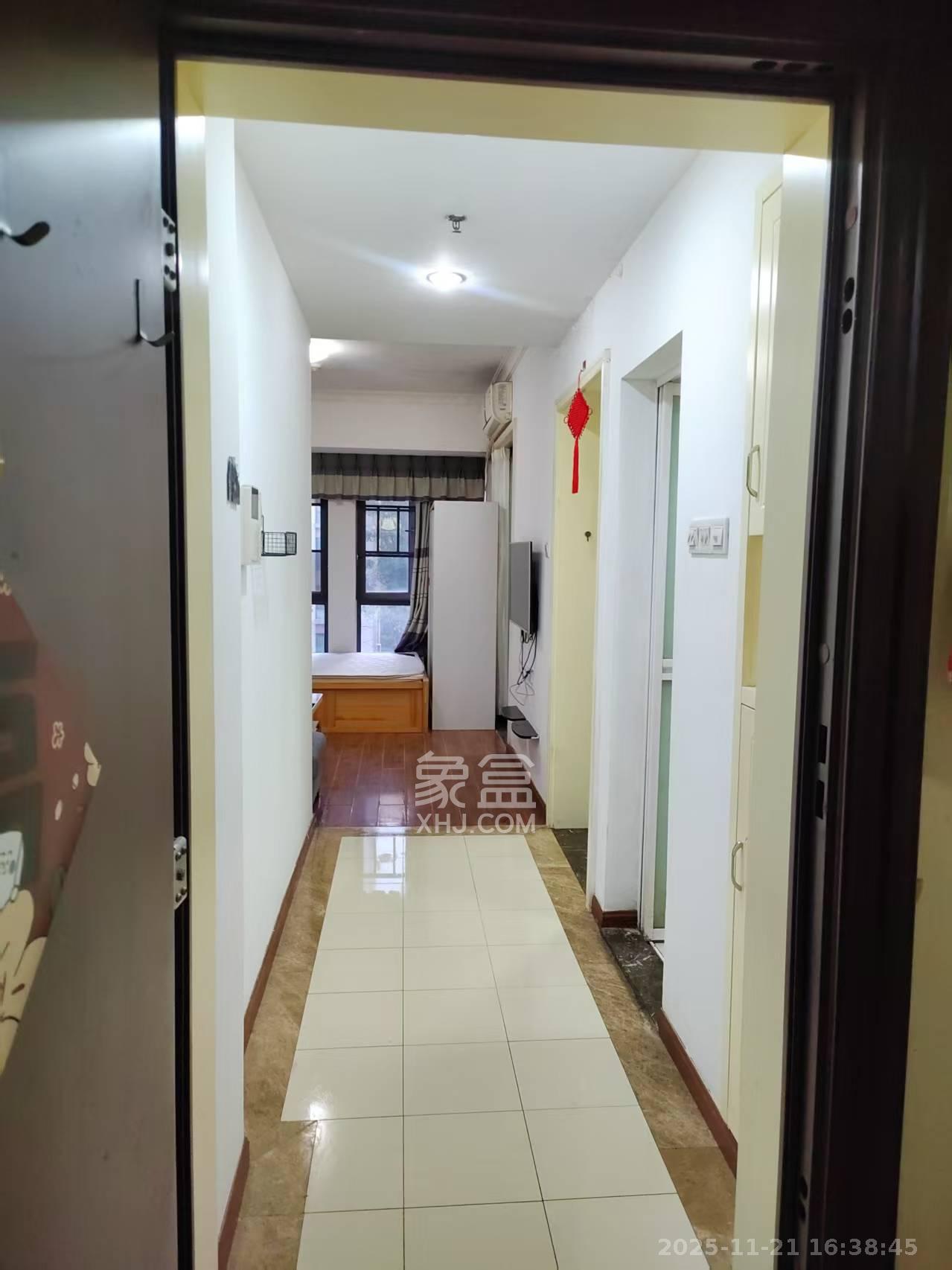 中建芙蓉工社 1室1厅1卫 1300.0元/月 中建芙蓉工社 1室1厅1卫 1300.0元/月室内图