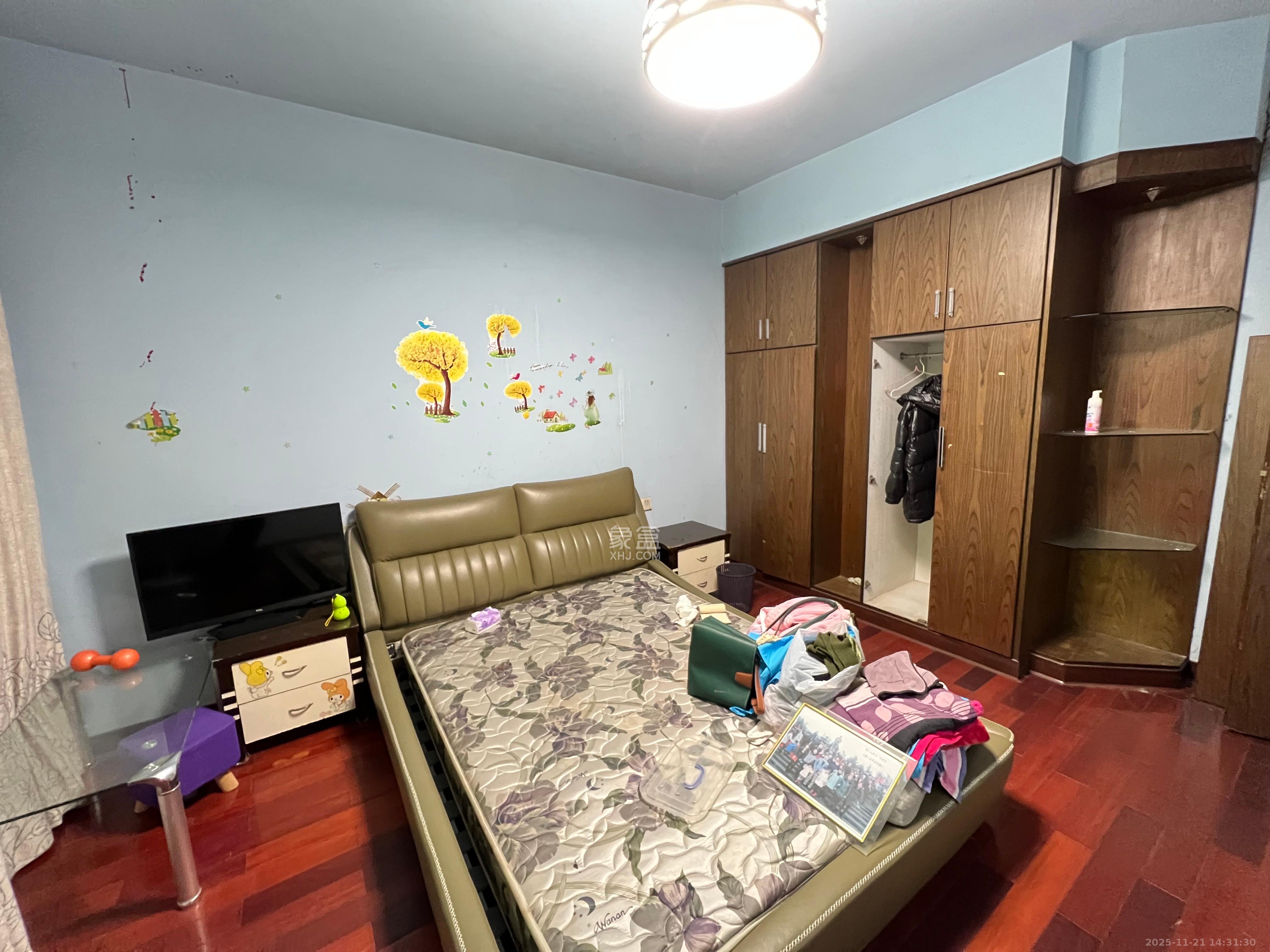 德政园 4室2厅2卫 3800.0元/月 德政园 4室2厅2卫 3800.0元/月室内图