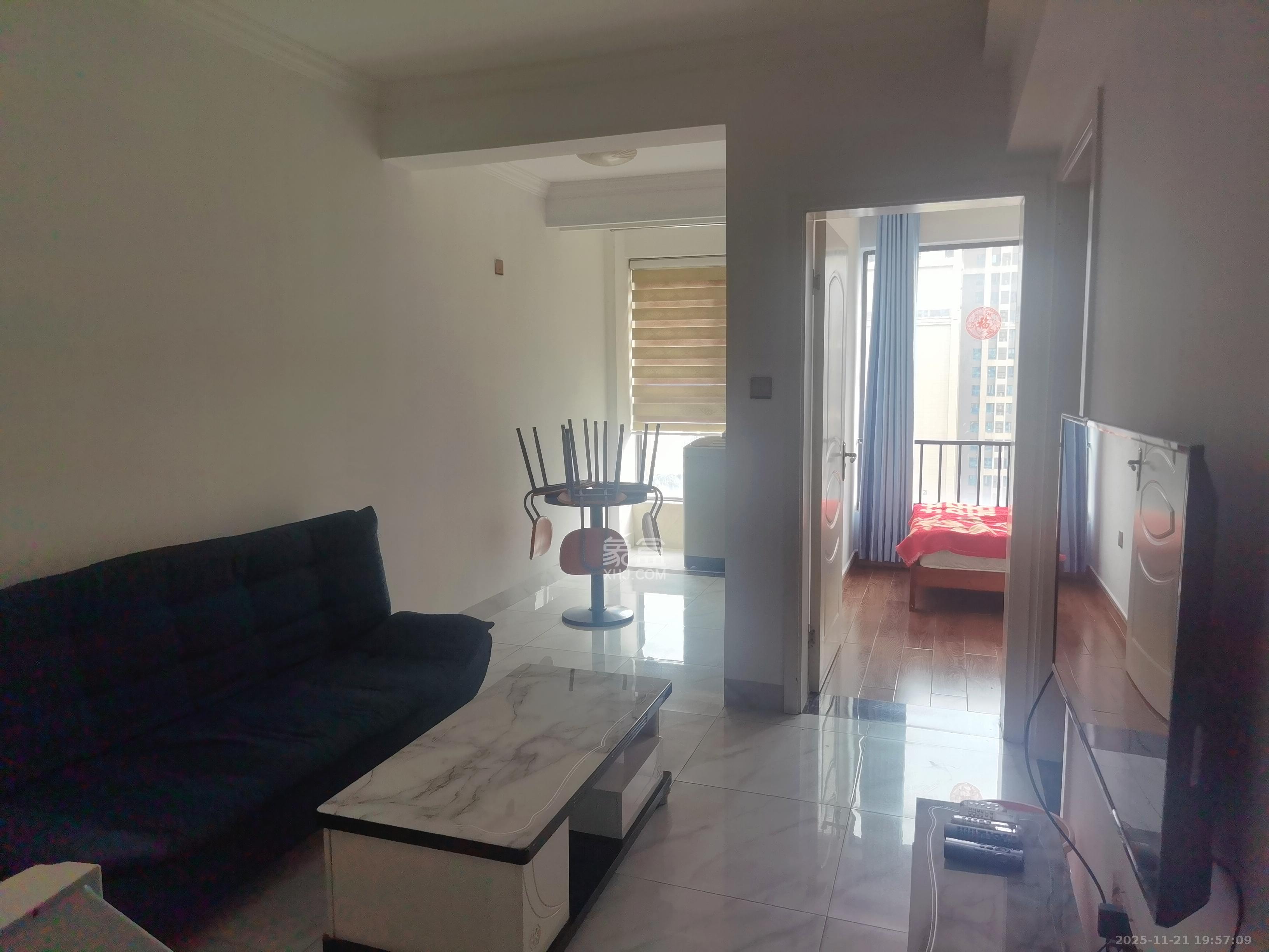 合能洋湖公馆  2室1厅1卫    2000.0元/月