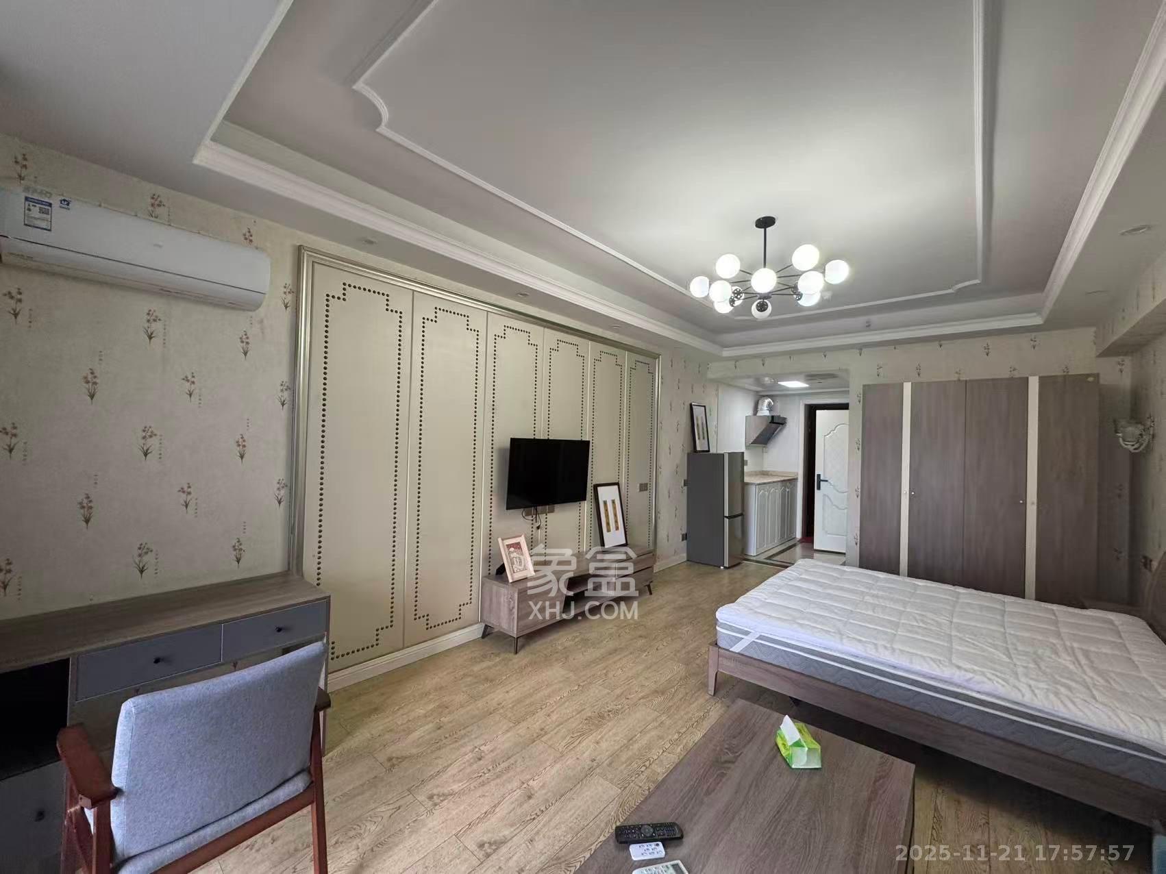 京武浪琴山一、二期  1室1厅1卫    2200.0元/月室内图