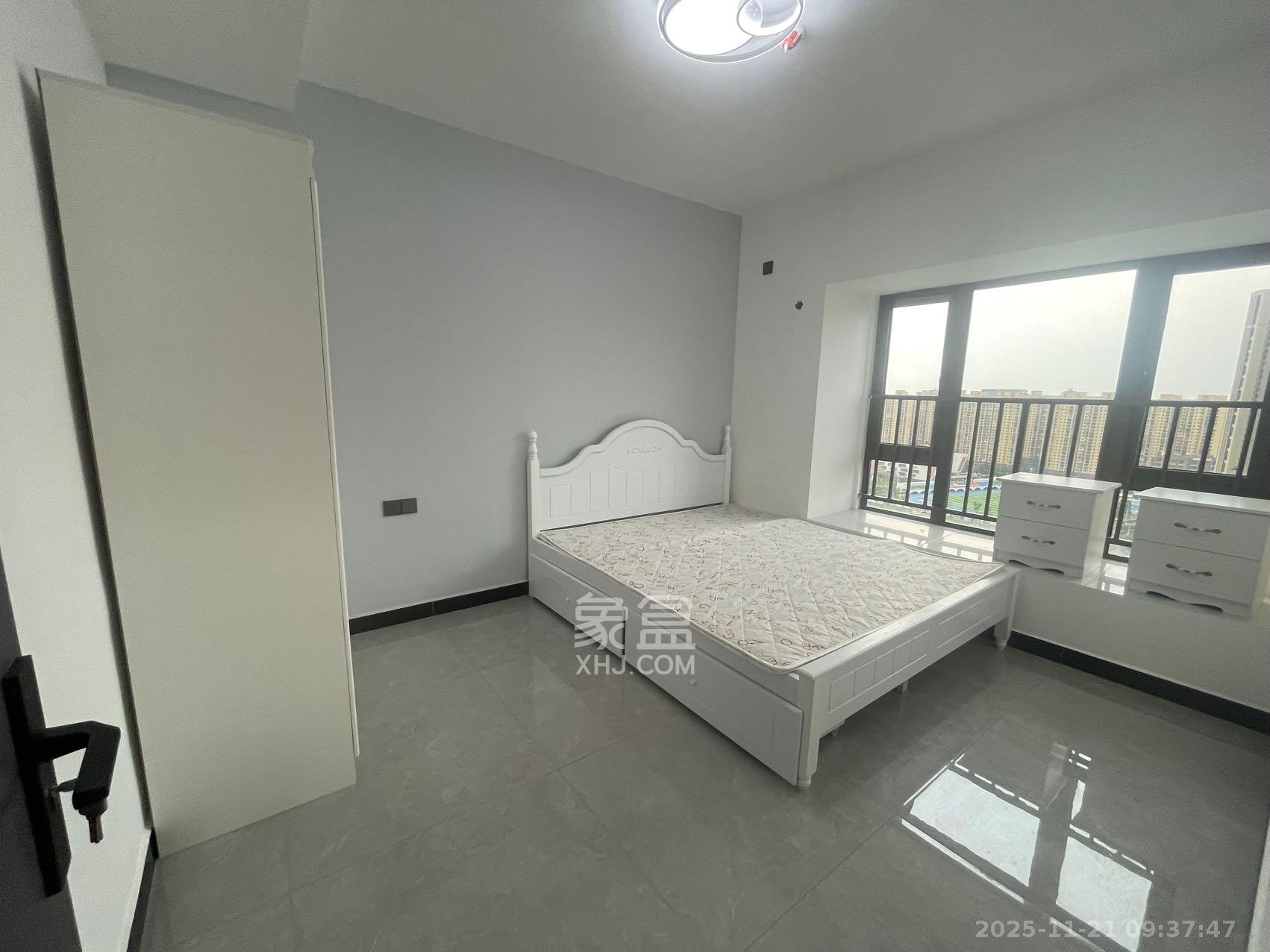 阳光城尚东湾愉景苑 3室2厅1卫 2300.0元/月 阳光城尚东湾愉景苑 3室2厅1卫 2300.0元/月室内图