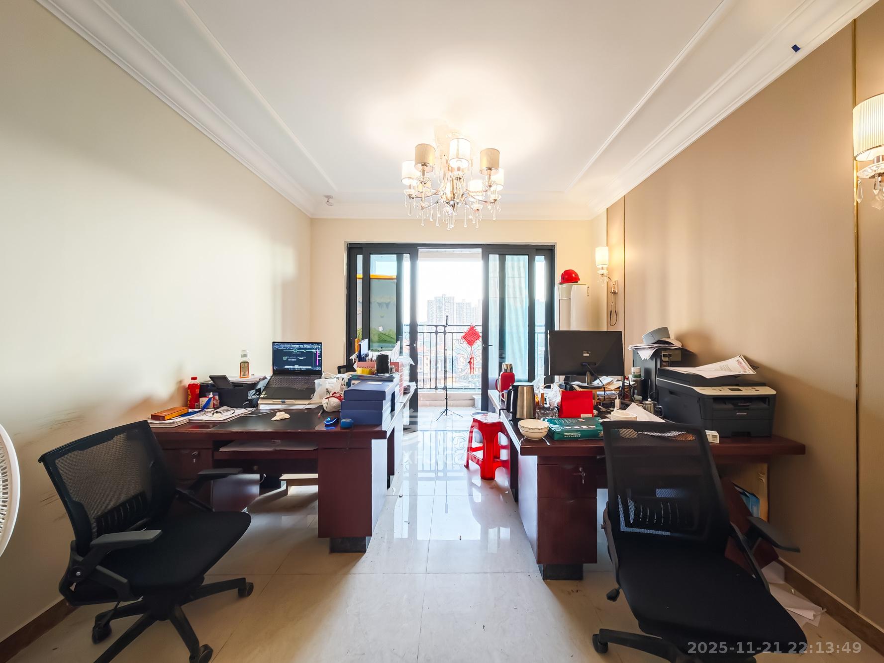 恒大御景天下城二期 3室1厅1卫 70.0万 恒大御景天下城二期 3室1厅1卫 70.0万客厅