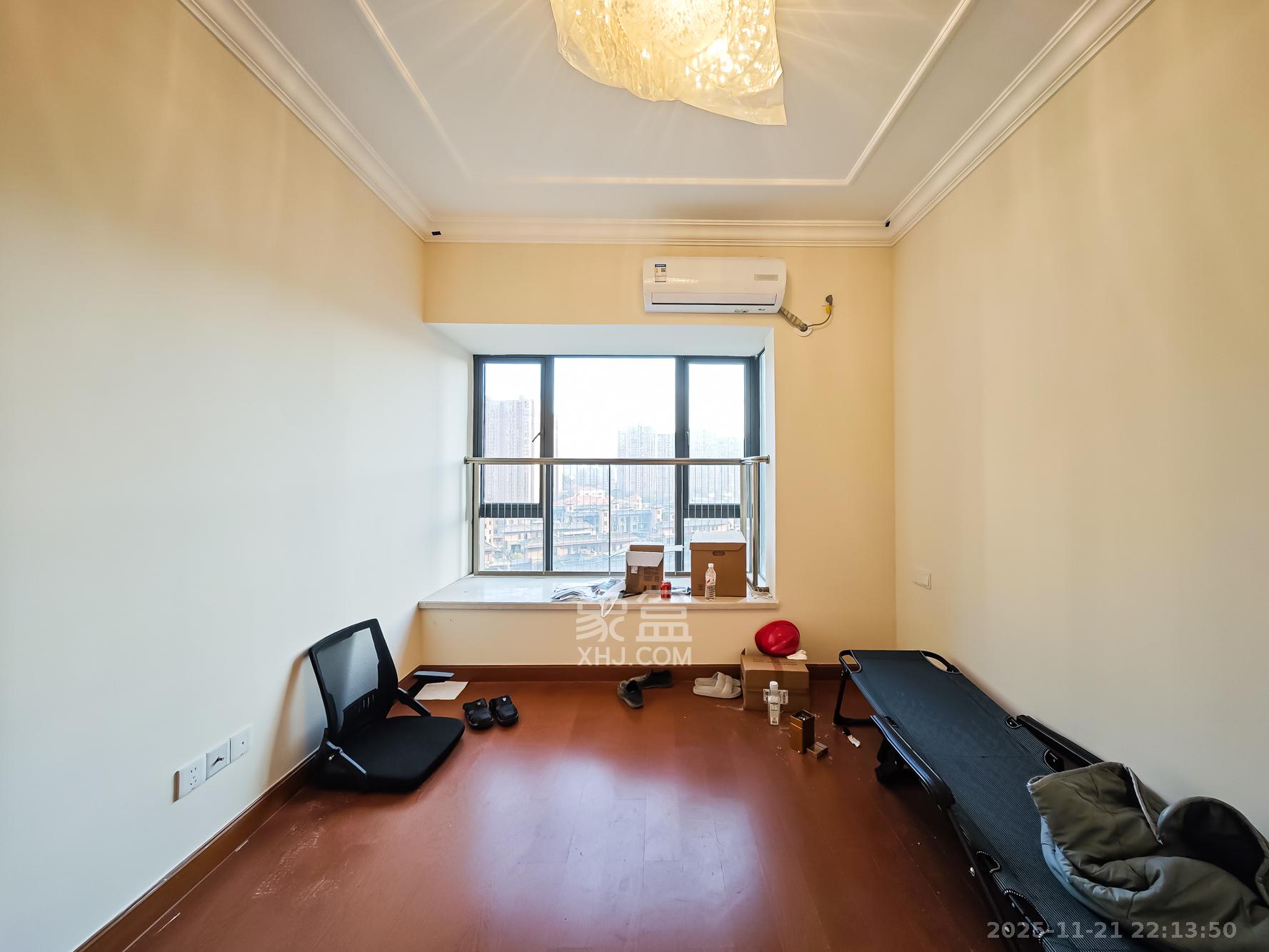 恒大御景天下城二期 3室1厅1卫 70.0万 恒大御景天下城二期 3室1厅1卫 70.0万卧室