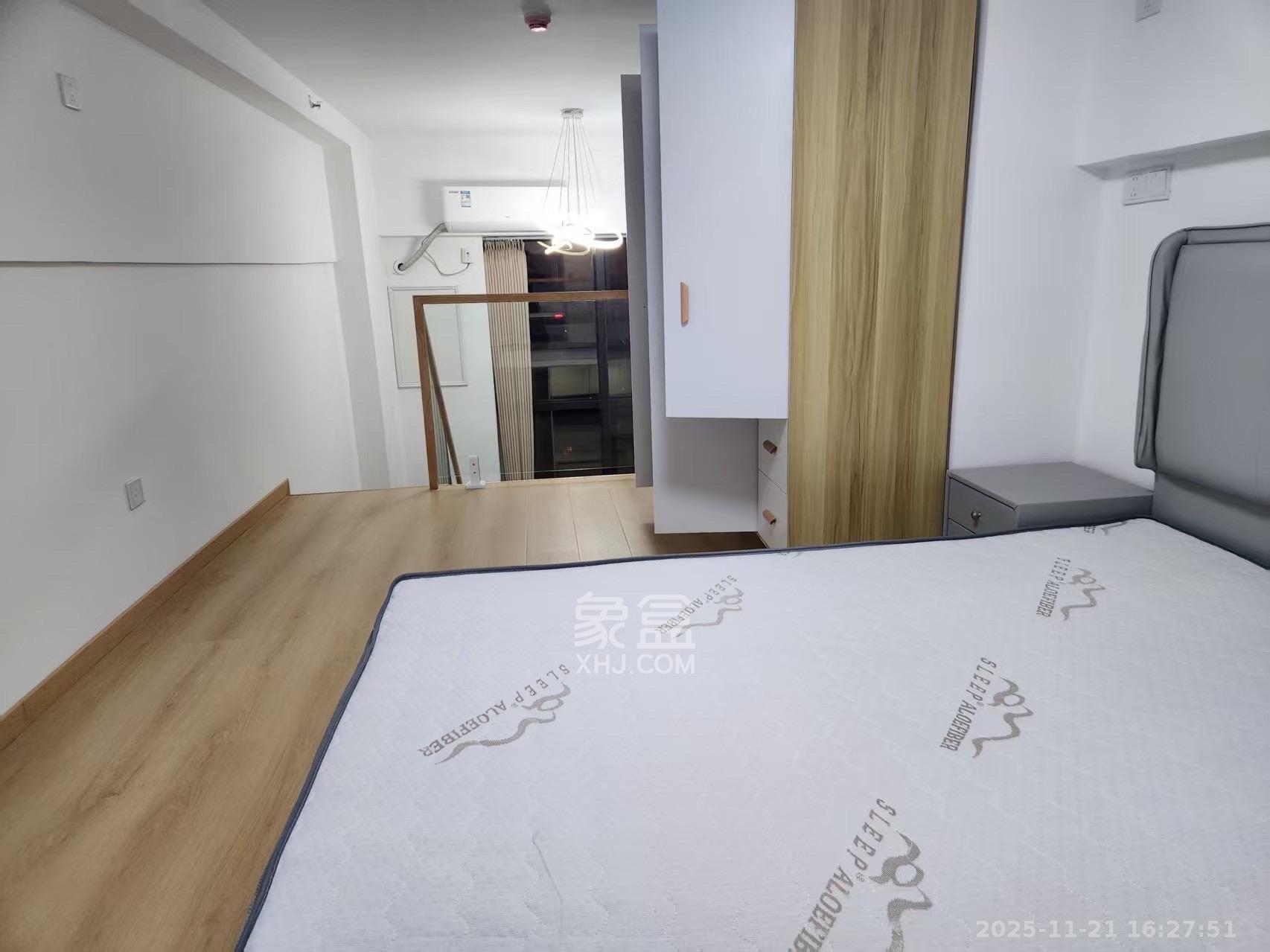 珠江花城好世界  1室1厅1卫    2000.0元/月室内图