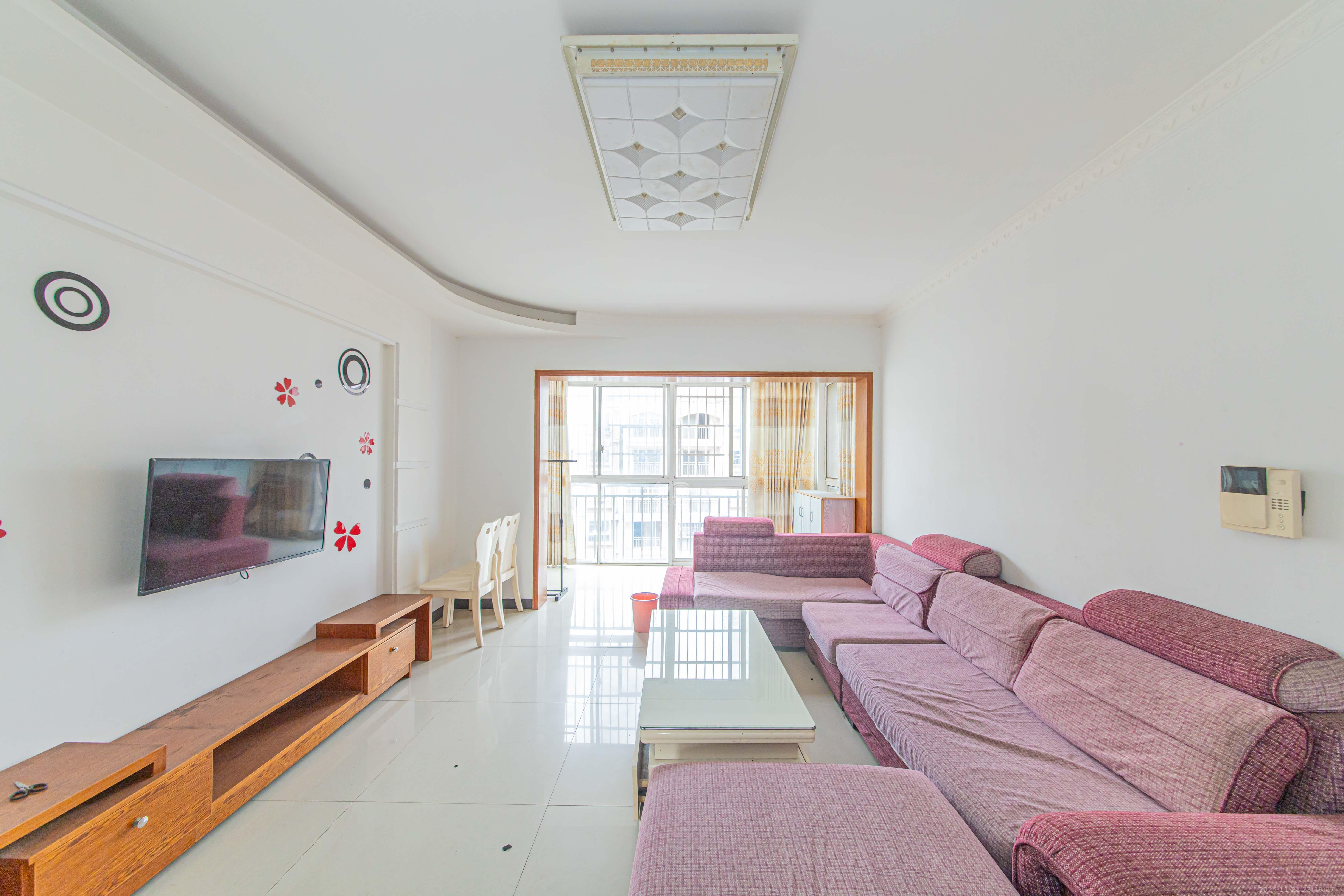 南郡雅园  3室2厅2卫    55.0万