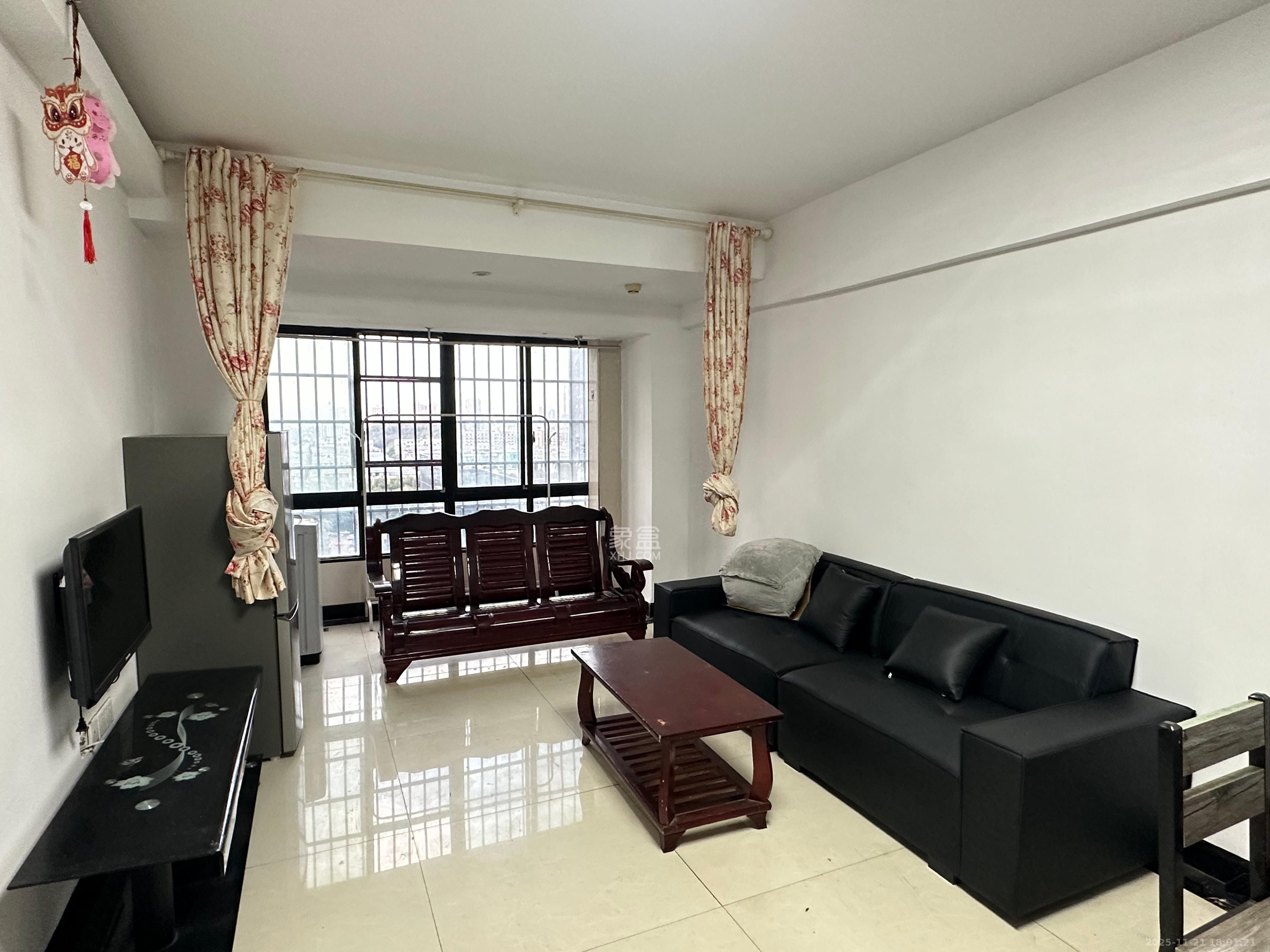 新长海广场  2室1厅1卫    1600.0元/月