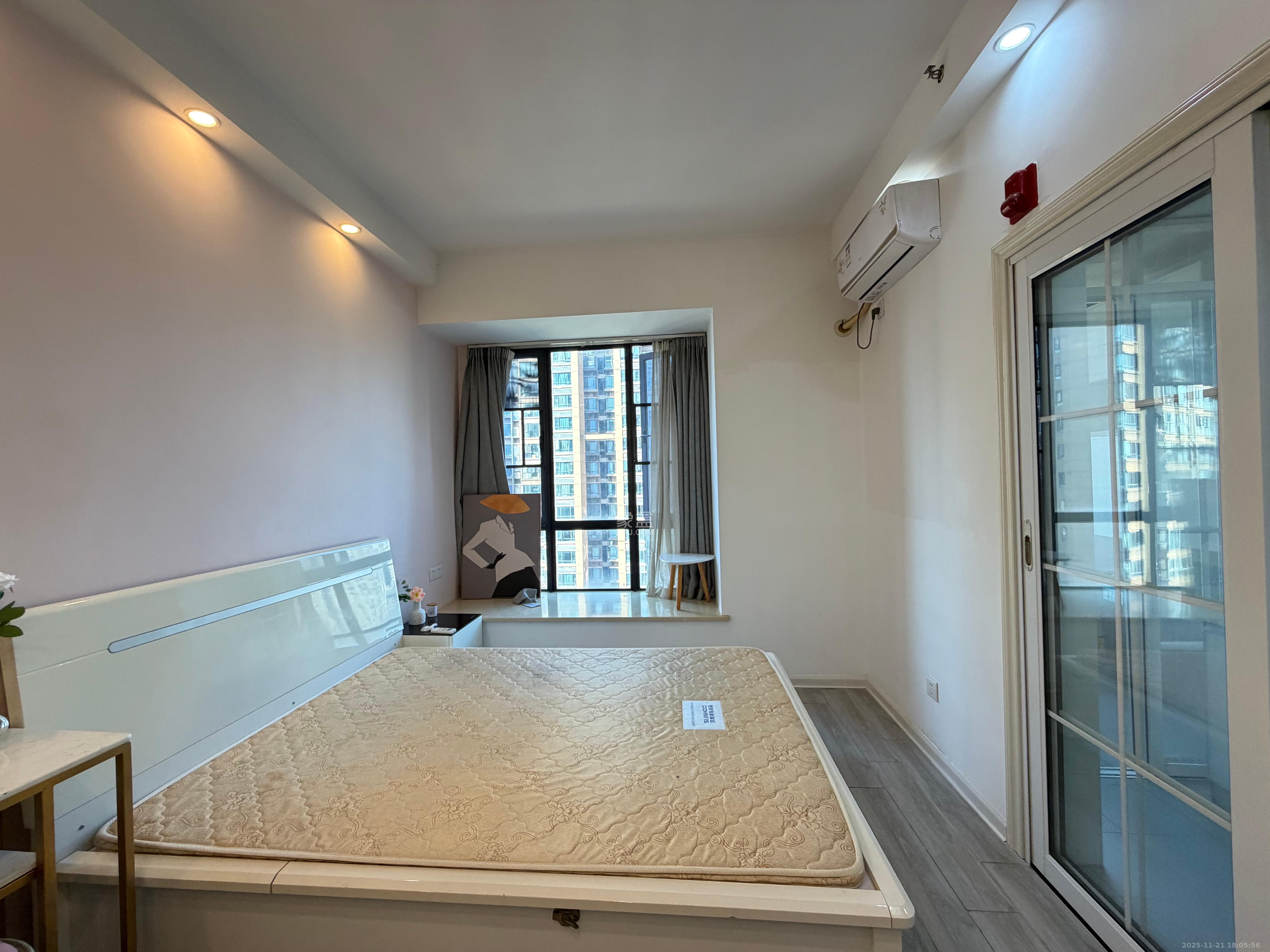 荣悦台 1室1厅1卫 1900.0元/月 荣悦台 1室1厅1卫 1900.0元/月室内图