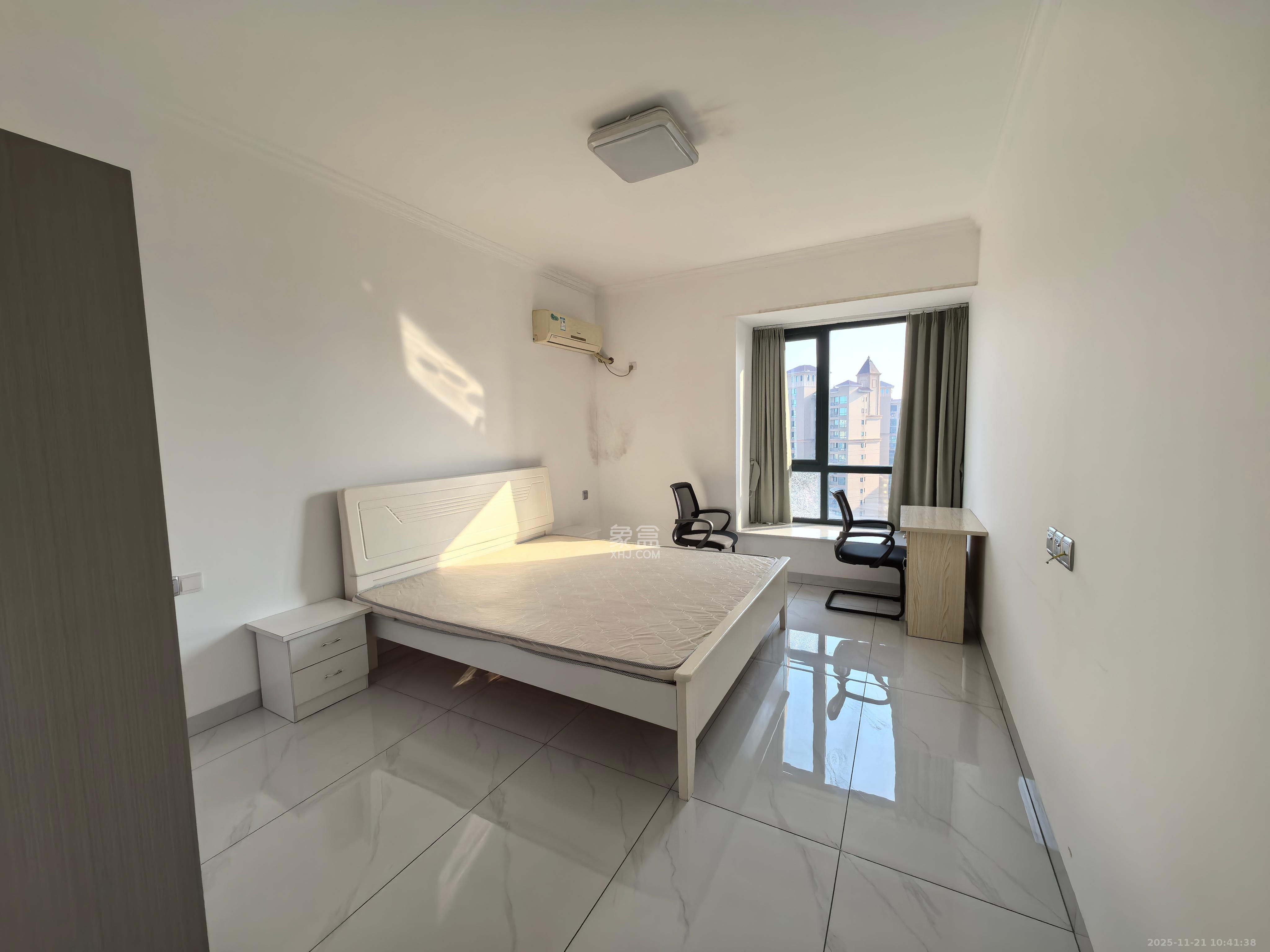 富基世纪公园 1室2厅1卫 2000.0元/月 富基世纪公园 1室2厅1卫 2000.0元/月室内图