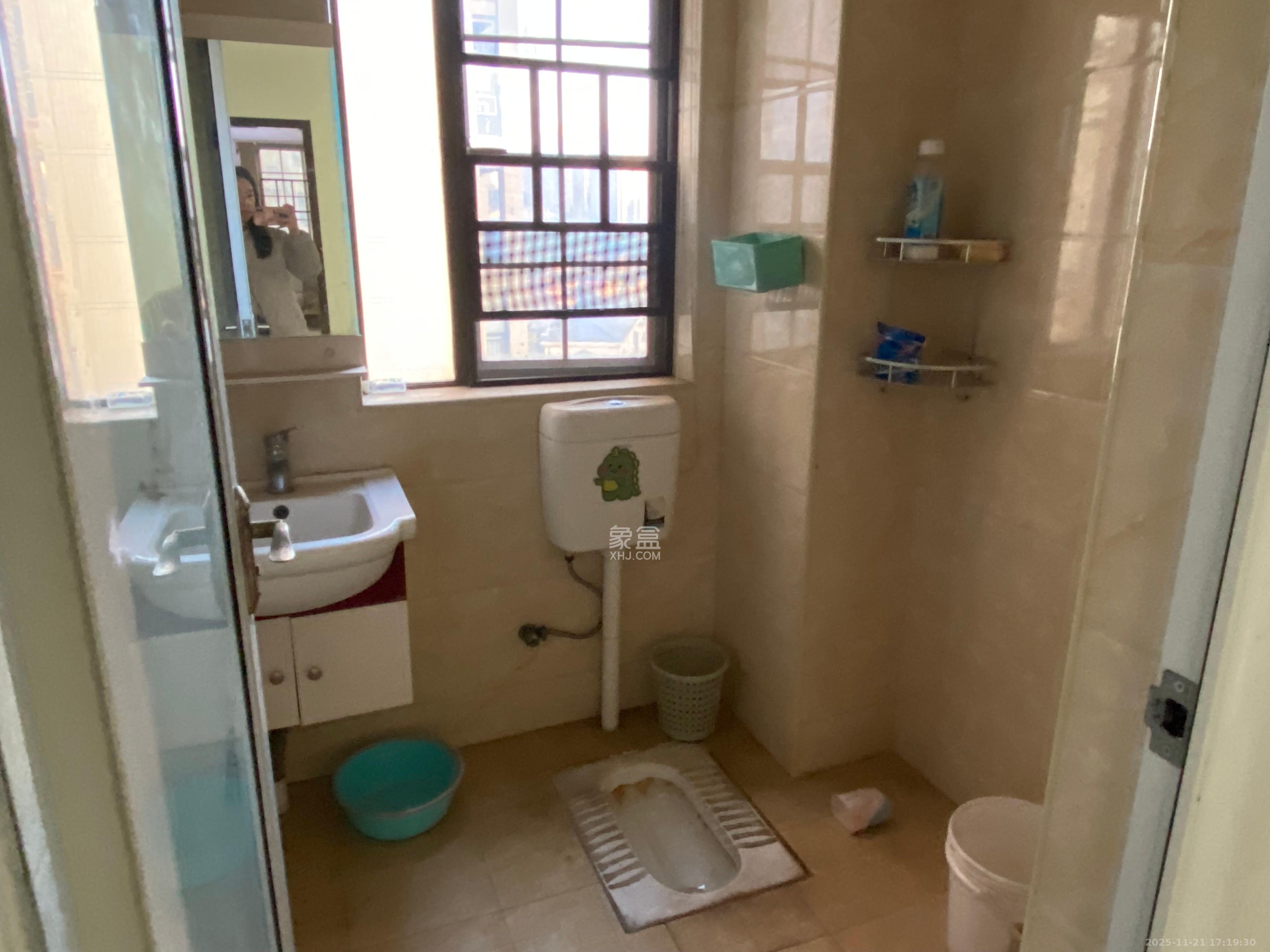 宏聚地中海  3室2厅2卫    2200.0元/月室内图