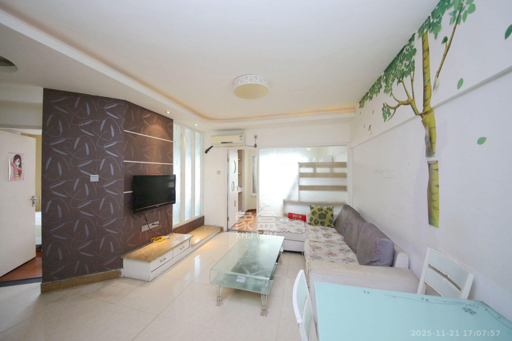 西罗亚大厦 3室1厅1卫 2000.0元/月 西罗亚大厦 3室1厅1卫 2000.0元/月室内图