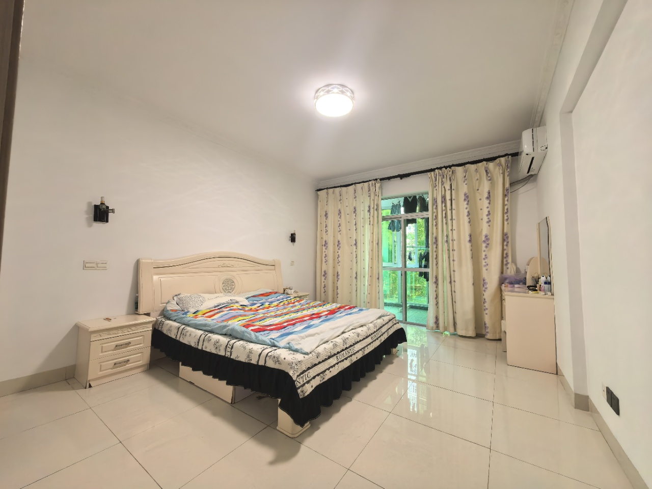 吉宝佳园 3室2厅2卫 168.0万 吉宝佳园 3室2厅2卫 168.0万室内图