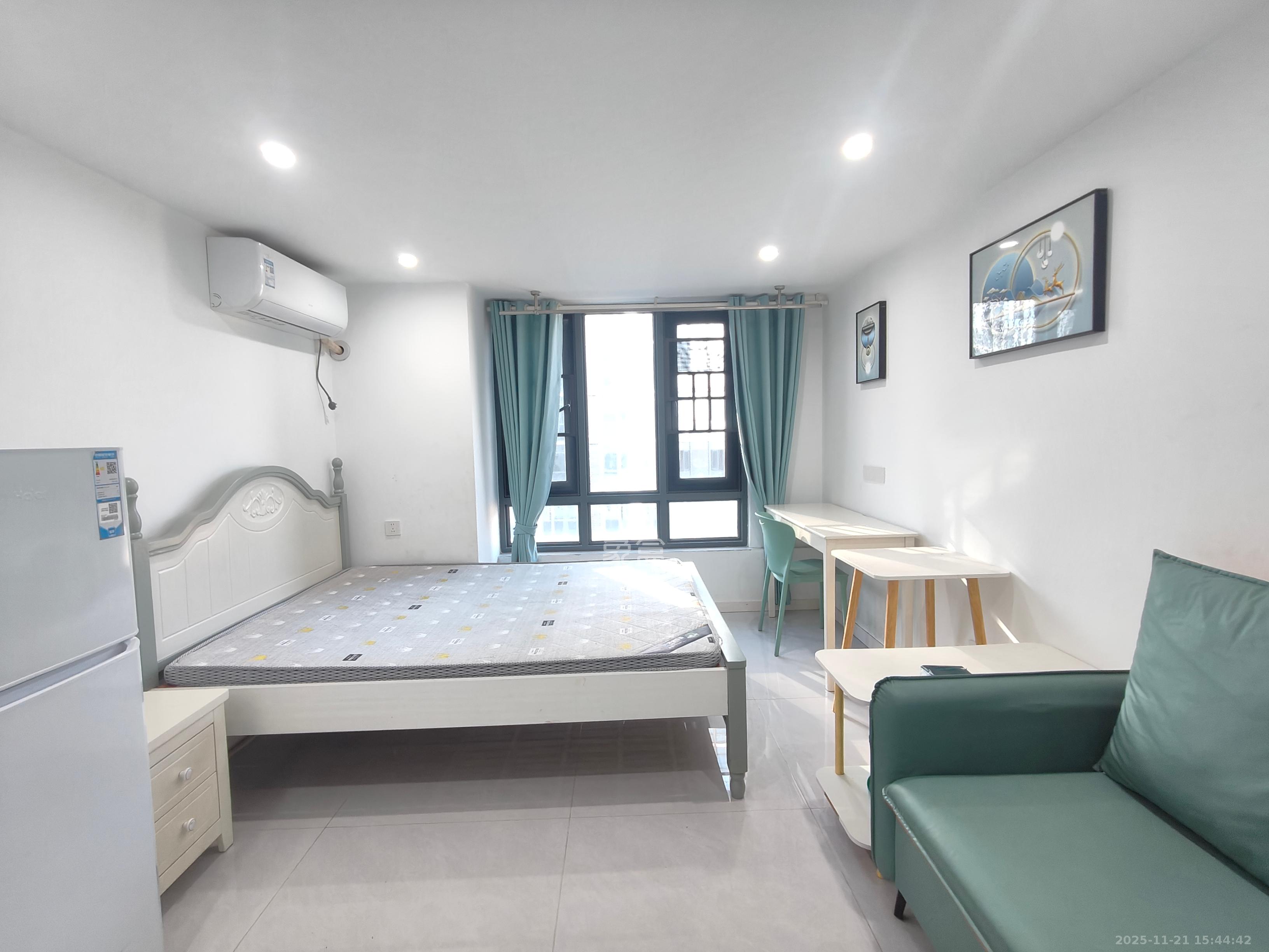 清控湖山雅居北区 1室1厅1卫 1200.0元/月 清控湖山雅居北区 1室1厅1卫 1200.0元/月室内图