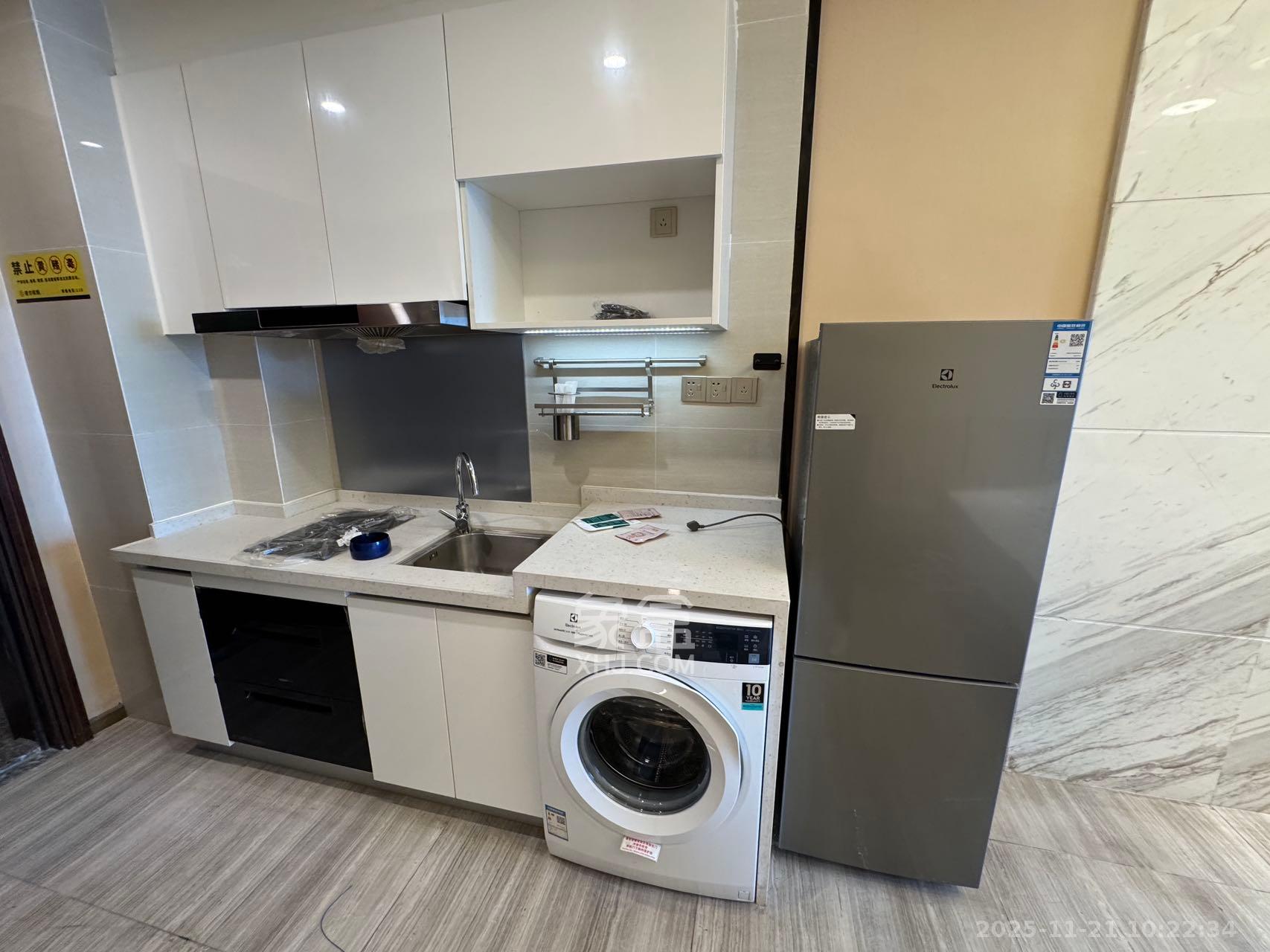 恒大誉府(融誉商业中心) 1室1厅1卫 1600.0元/月 恒大誉府(融誉商业中心) 1室1厅1卫 1600.0元/月室内图