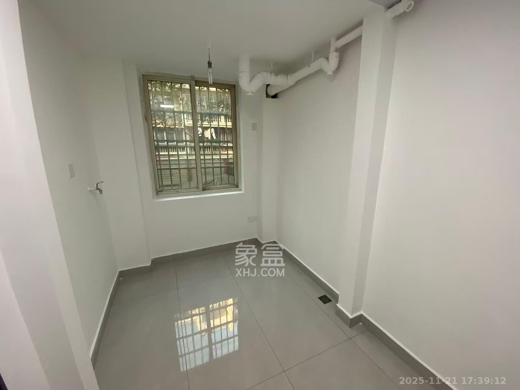 江南公寓  2室2厅1卫    2000.0元/月室内图