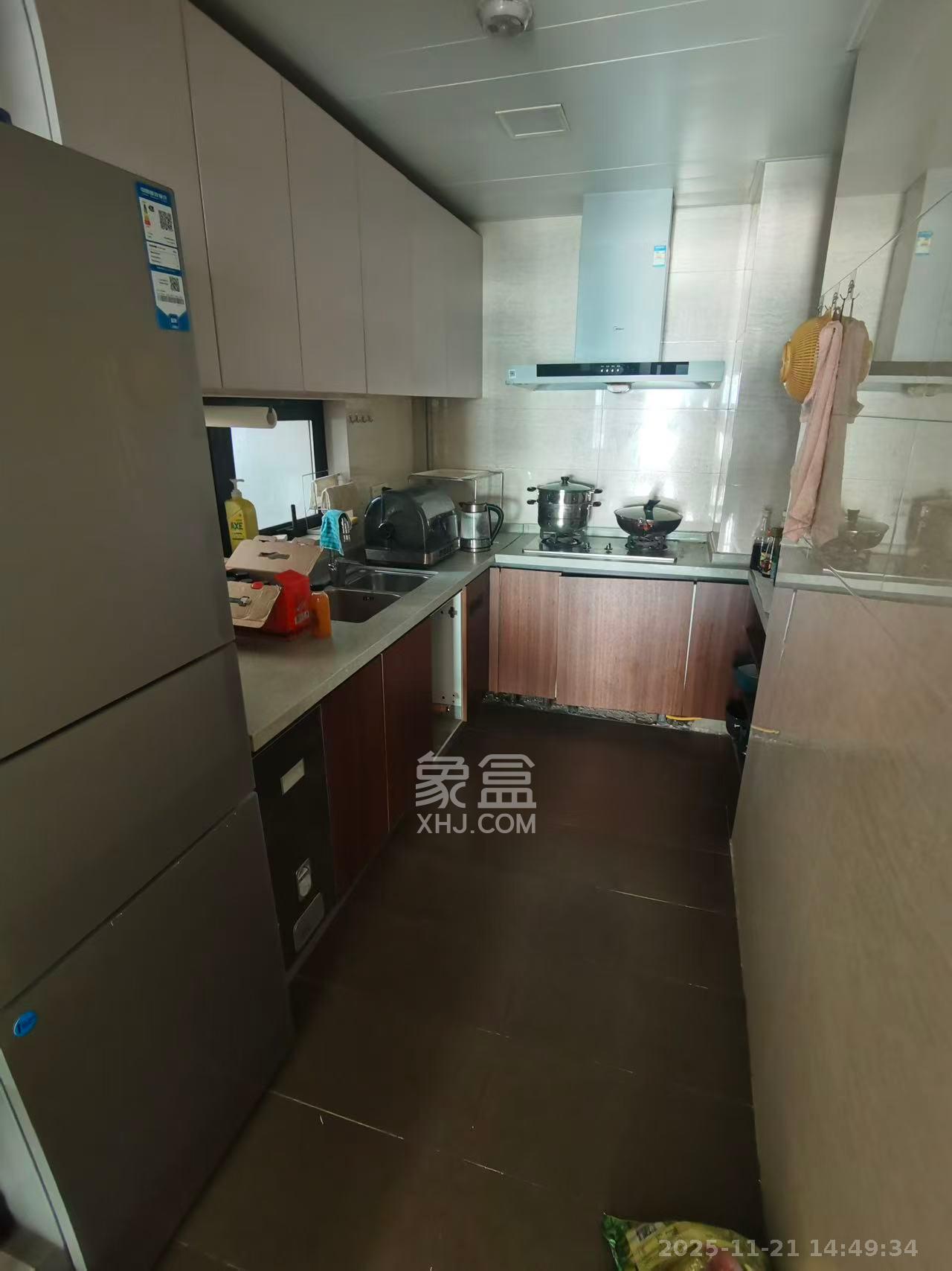 万科金域缇香  3室2厅1卫    3300.0元/月室内图