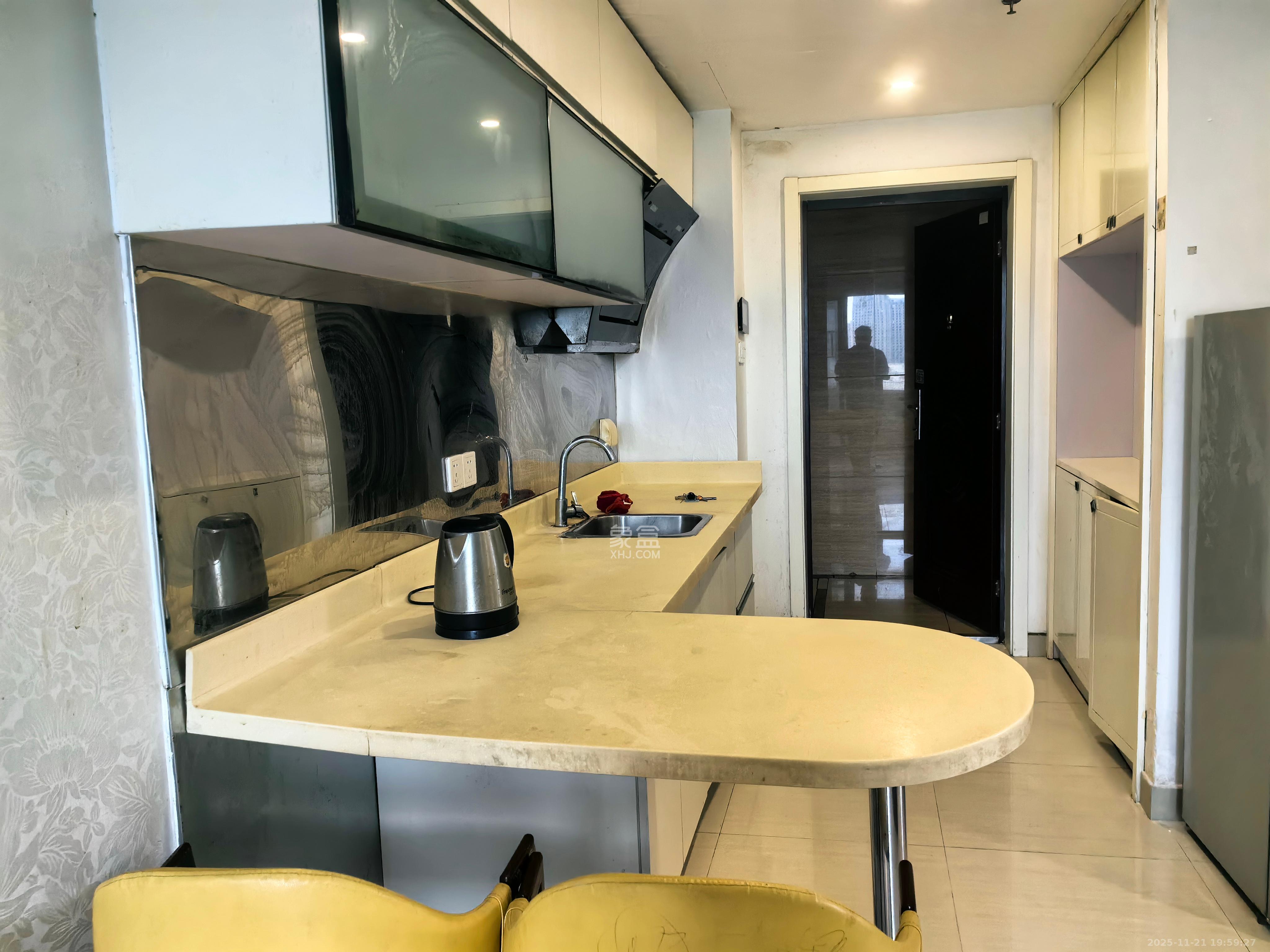 喜盈门范城  1室1厅1卫    1800.0元/月