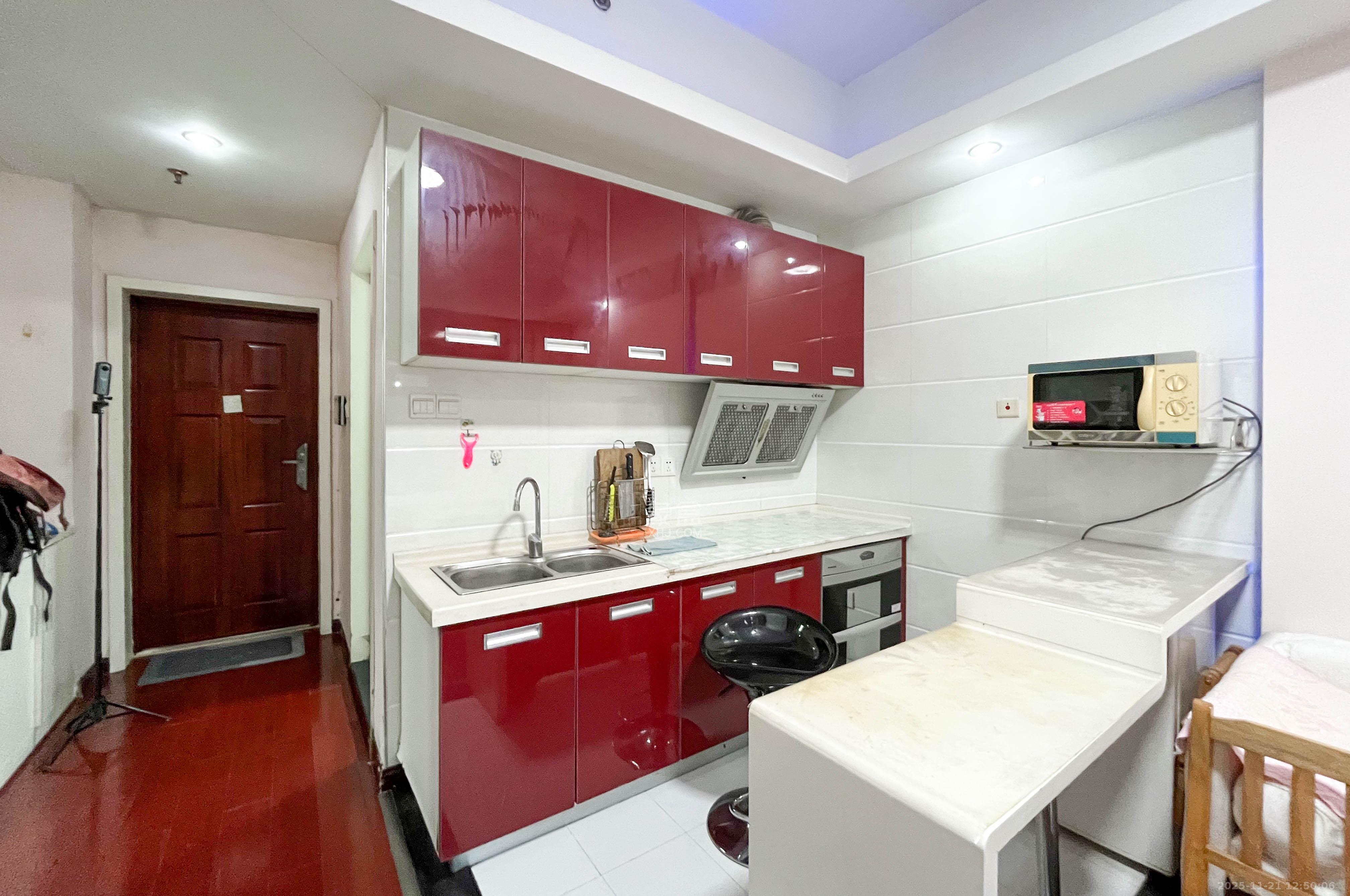 共和世家 1室1厅1卫 50.0万 共和世家 1室1厅1卫 50.0万厨房