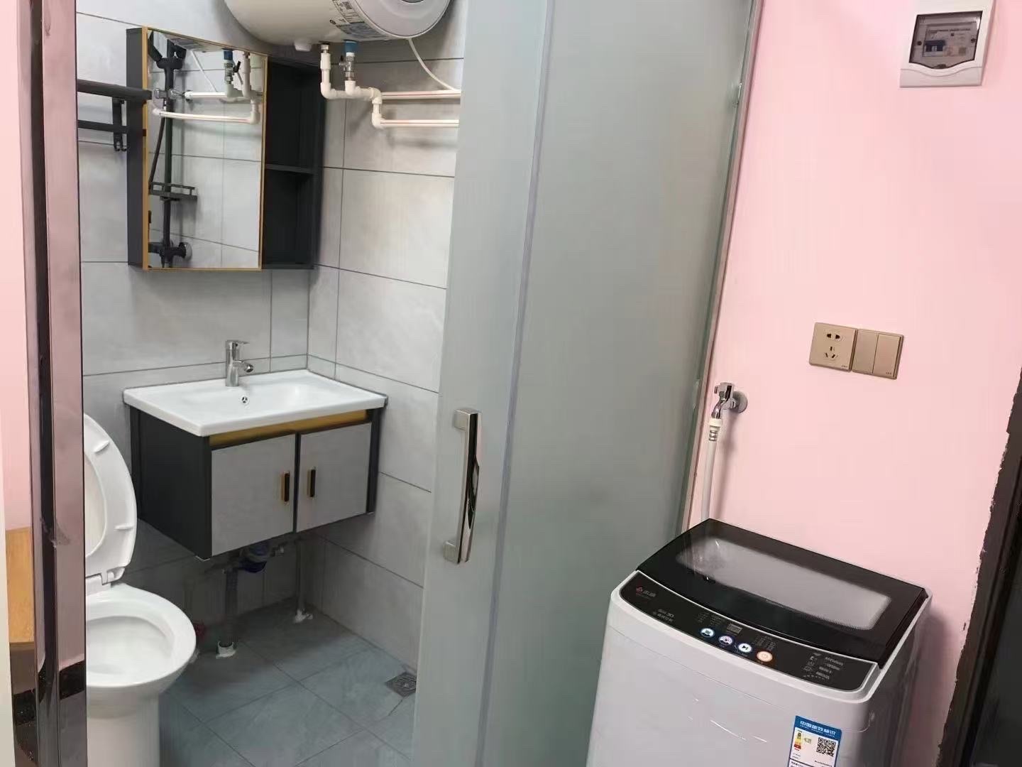 天龙阁 1室0厅1卫 1050.0元/月 天龙阁 1室0厅1卫 1050.0元/月室内图