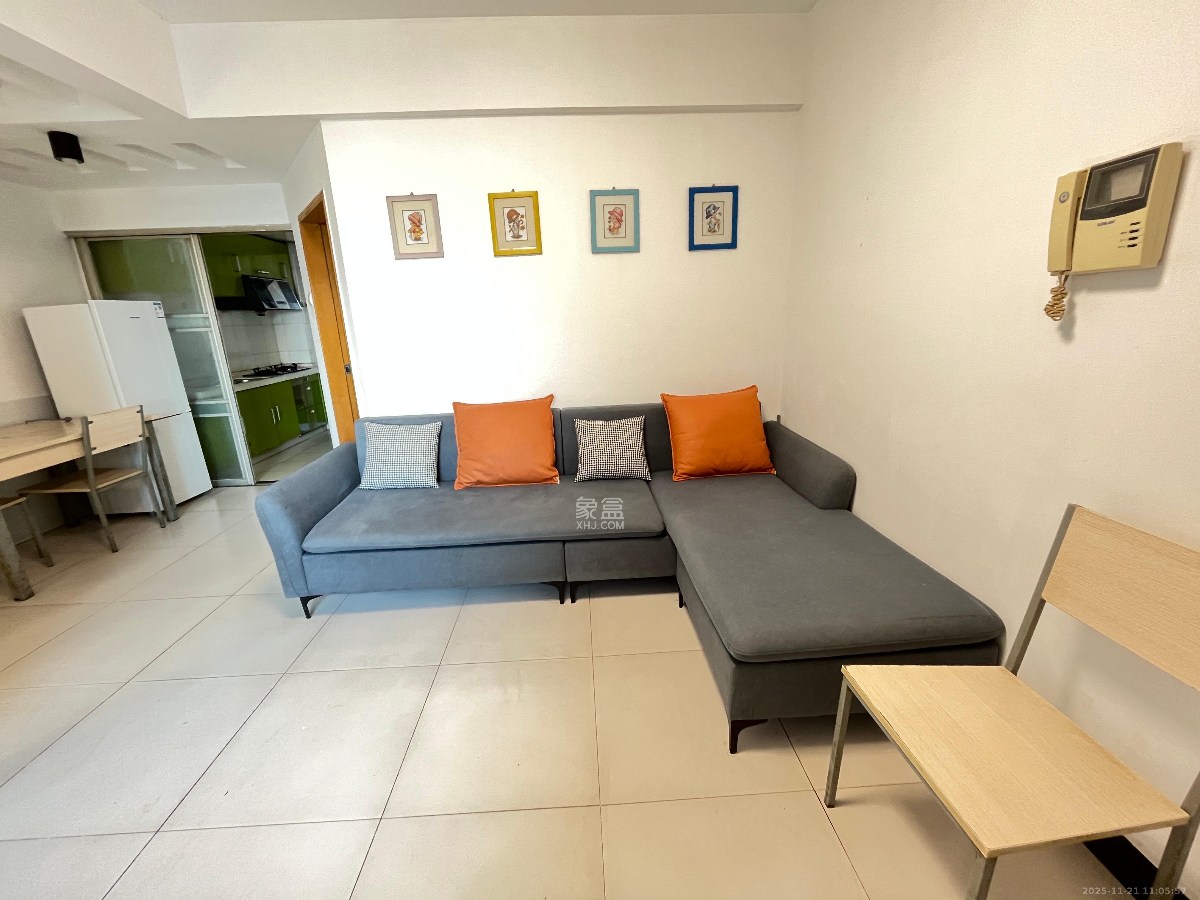 东方银座（东方摩卡）  1室1厅1卫    1800.0元/月