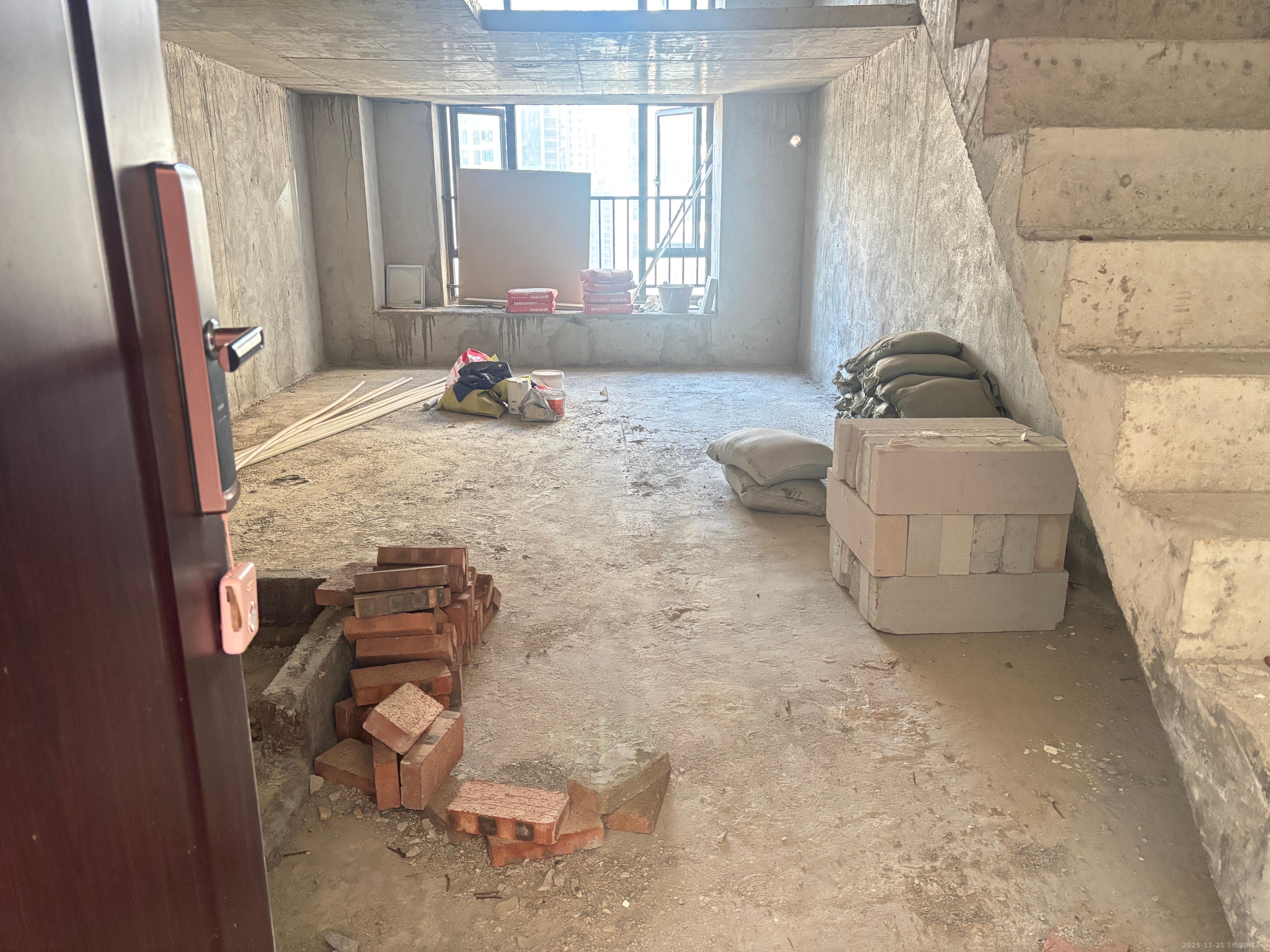 新城悦隽 1室1厅1卫 800.0元/月 新城悦隽 1室1厅1卫 800.0元/月室内图