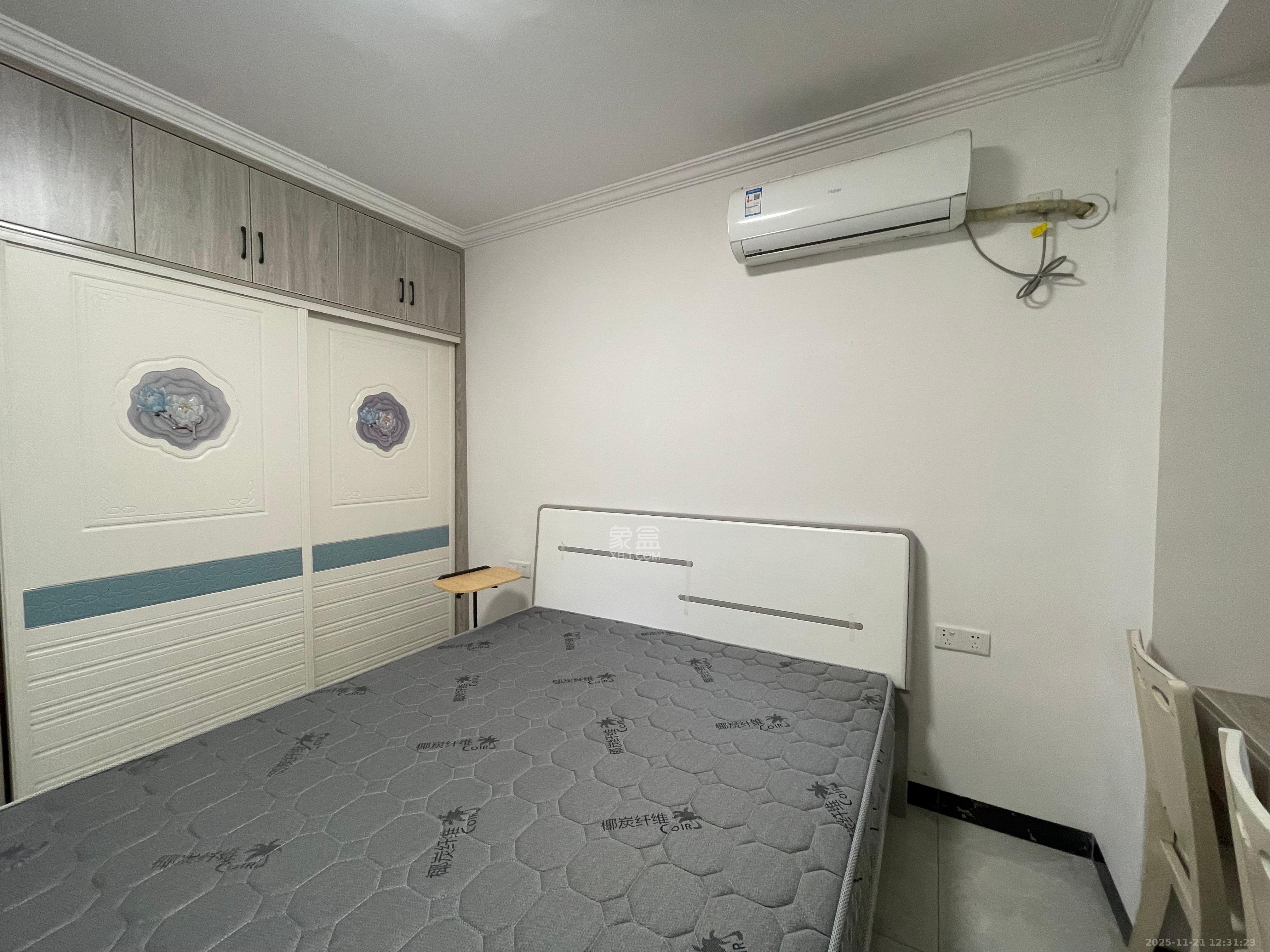 东岸梅园小区 1室0厅0卫 2100.0元/月 东岸梅园小区 1室0厅0卫 2100.0元/月室内图