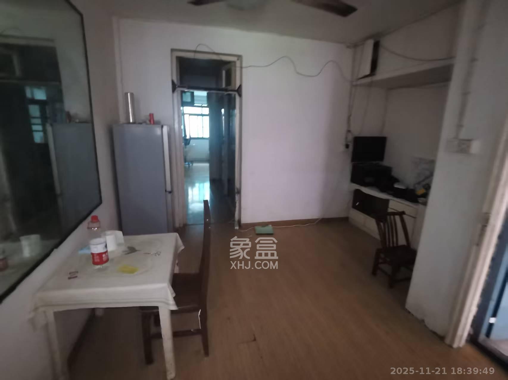 王公塘社区  2室2厅1卫    1300.0元/月室内图