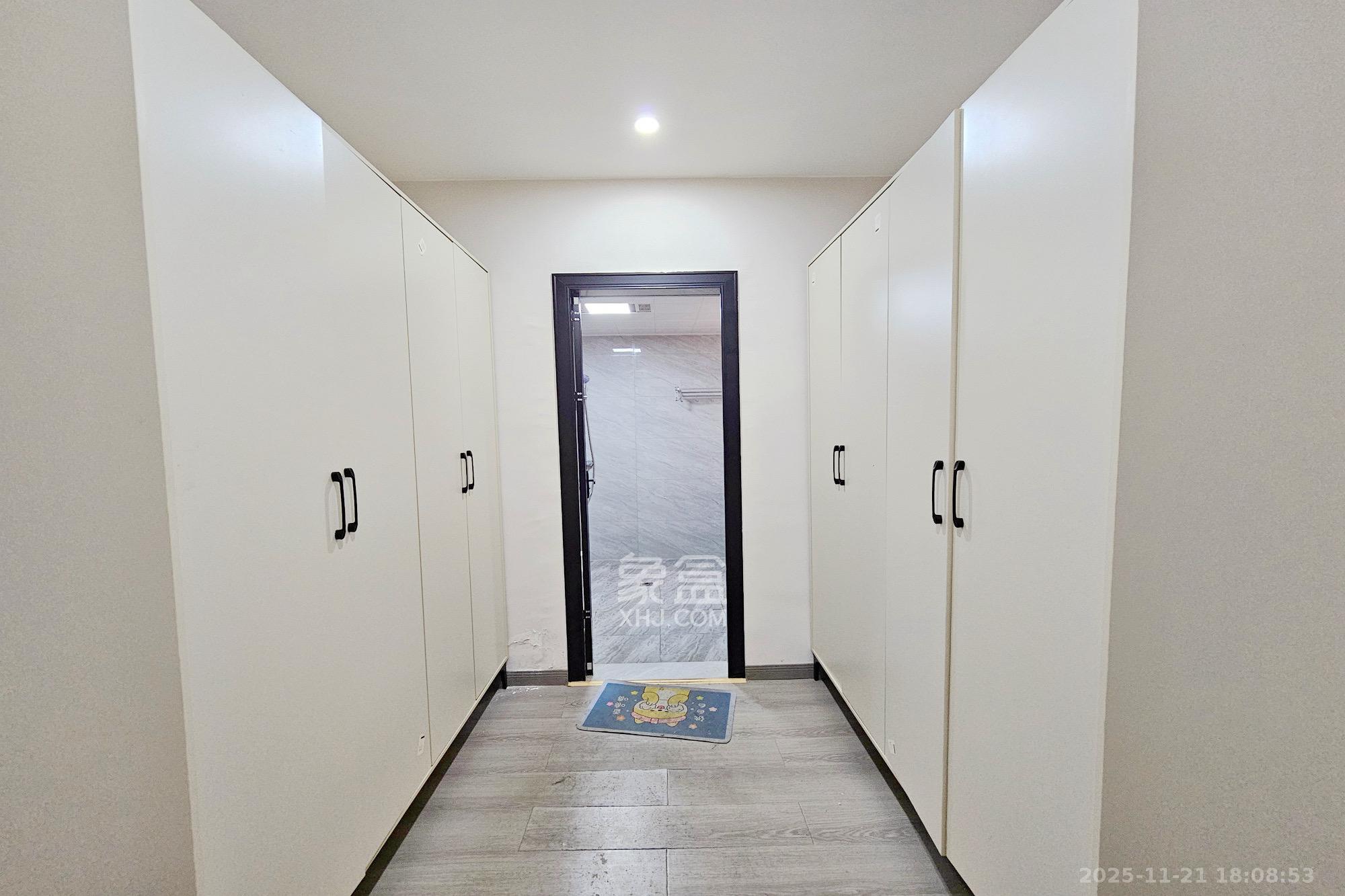 中隆国际御玺  4室2厅3卫    4500.0元/月室内图