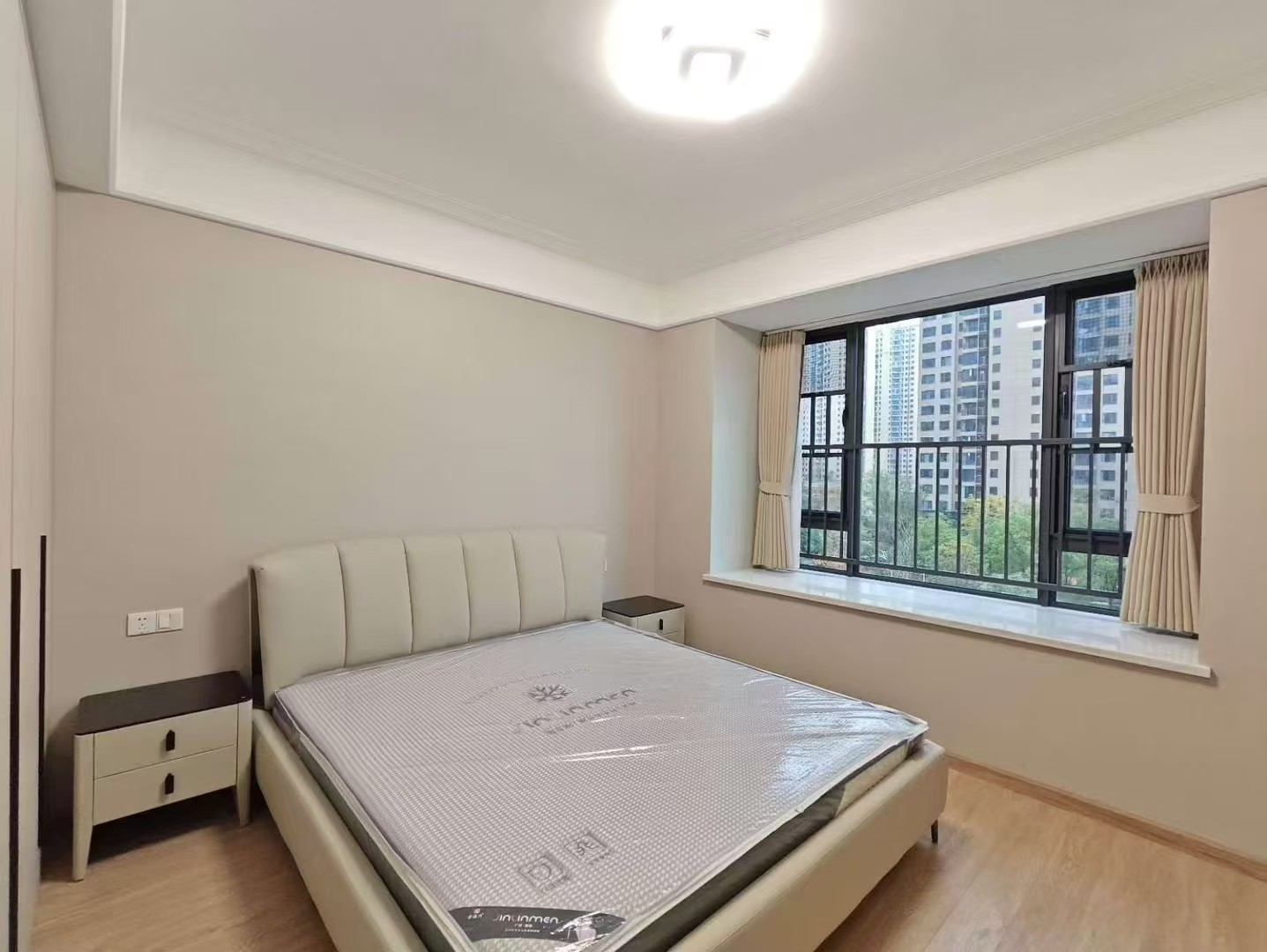 运达锦绣广场  3室2厅2卫    3800.0元/月户型图