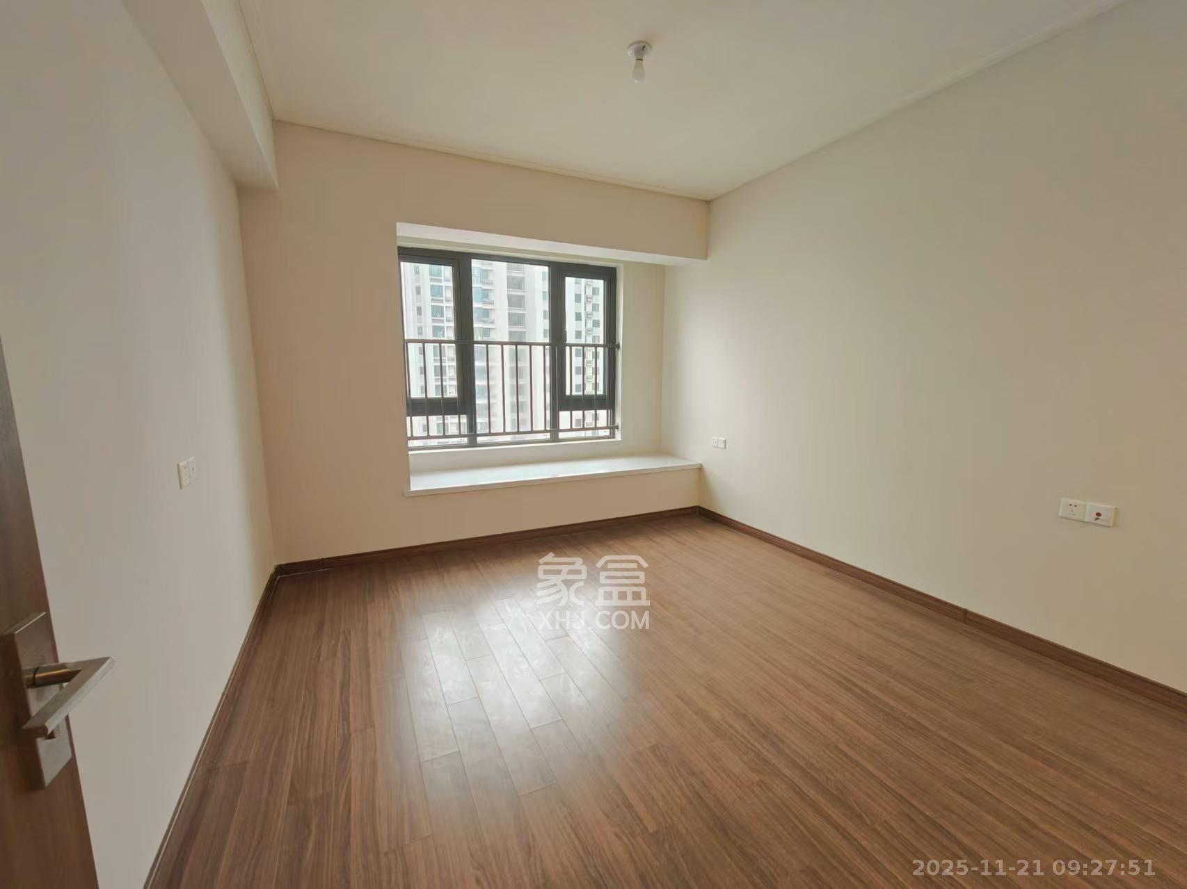 保利中环广场（保利中悦苑）  4室2厅2卫    4000.0元/月室内图