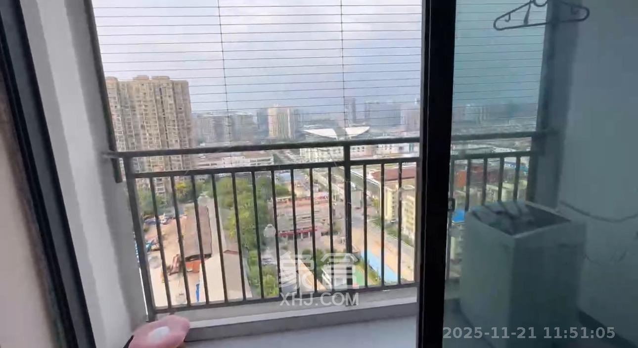 裕天国际商汇中心 1室1厅1卫 1350.0元/月 裕天国际商汇中心 1室1厅1卫 1350.0元/月室内图