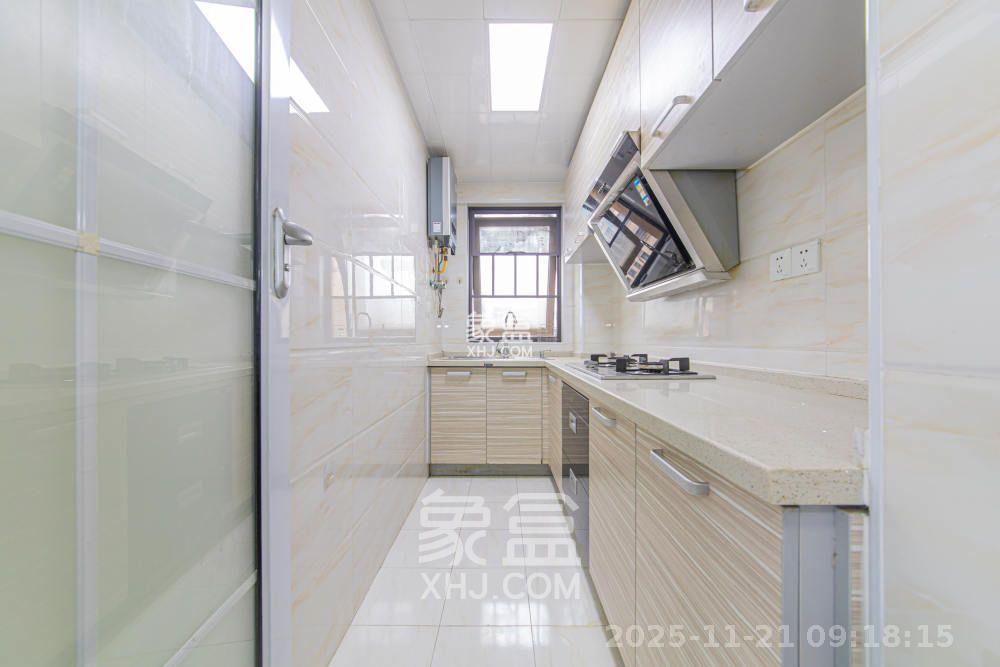 北辰中央公园B区  1室1厅1卫    1500.0元/月室内图