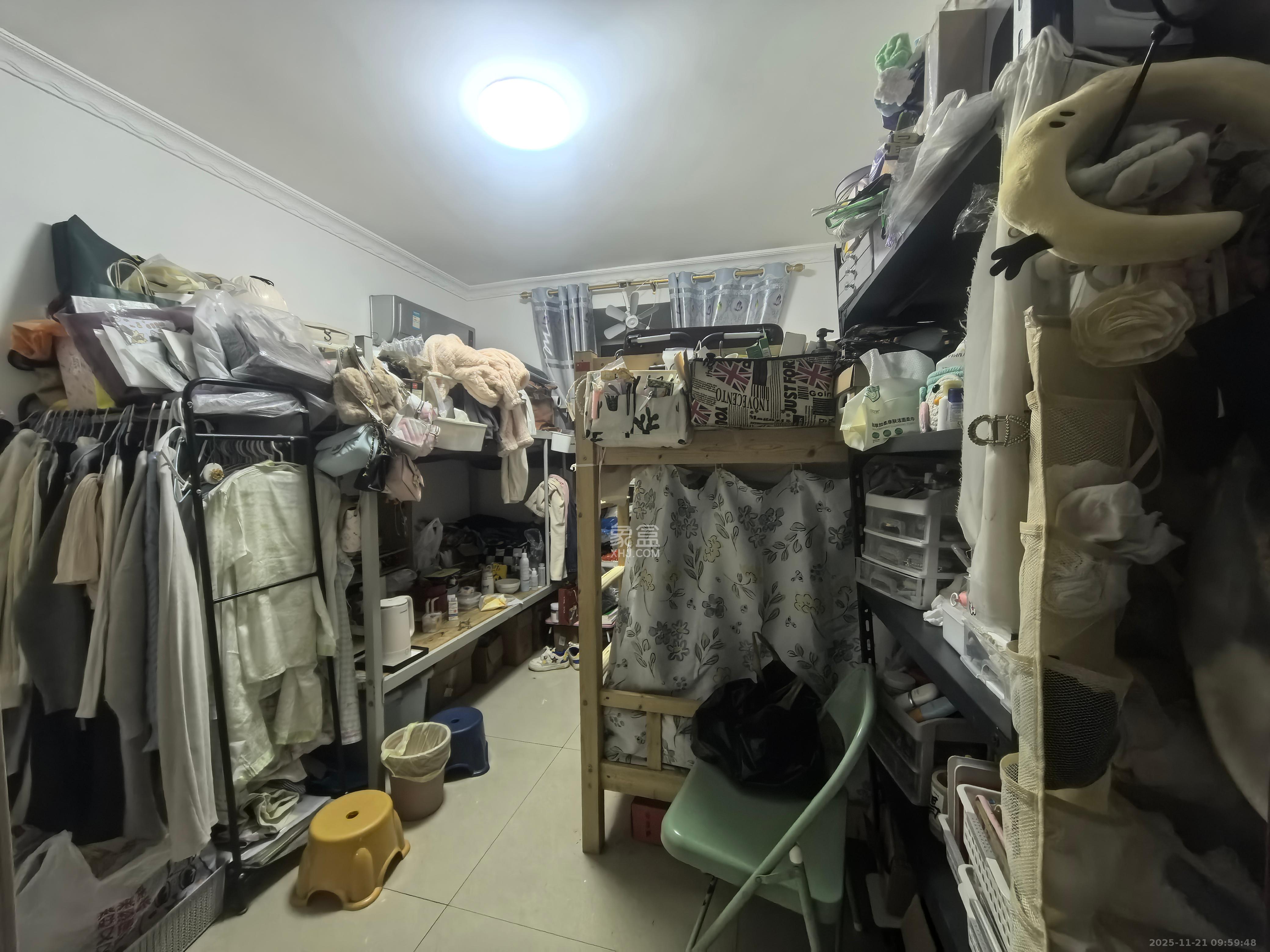 德润园 3室2厅2卫 2000.0元/月 德润园 3室2厅2卫 2000.0元/月室内图