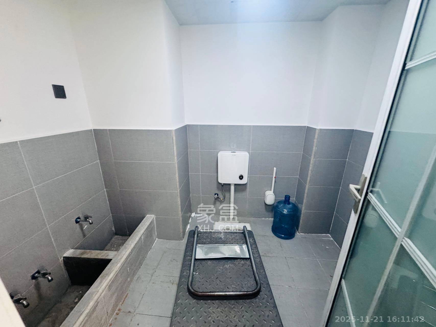 创世纪广场  1室1厅1卫    1500.0元/月室内图