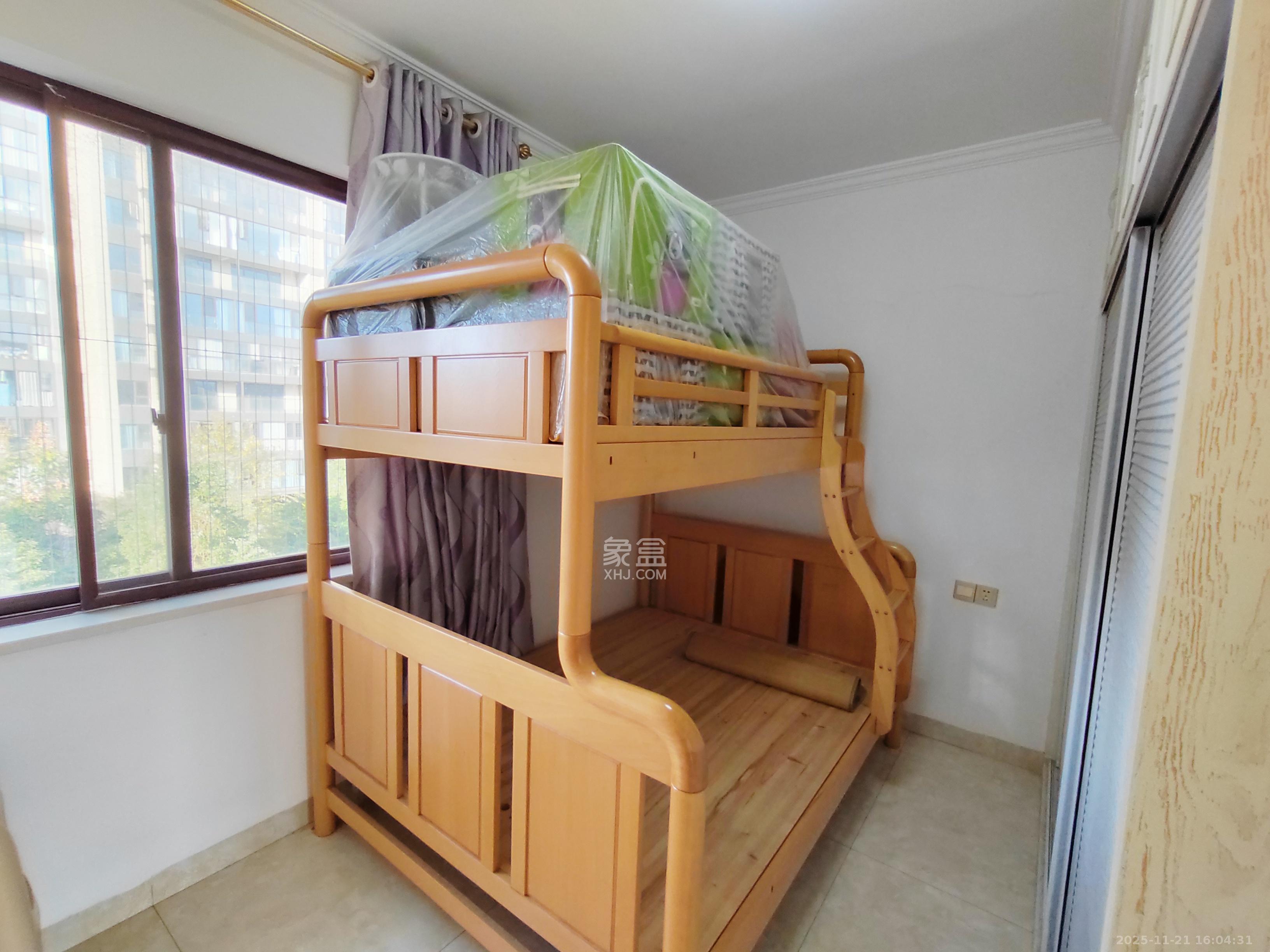 汀湘十里  3室2厅1卫    2100.0元/月室内图