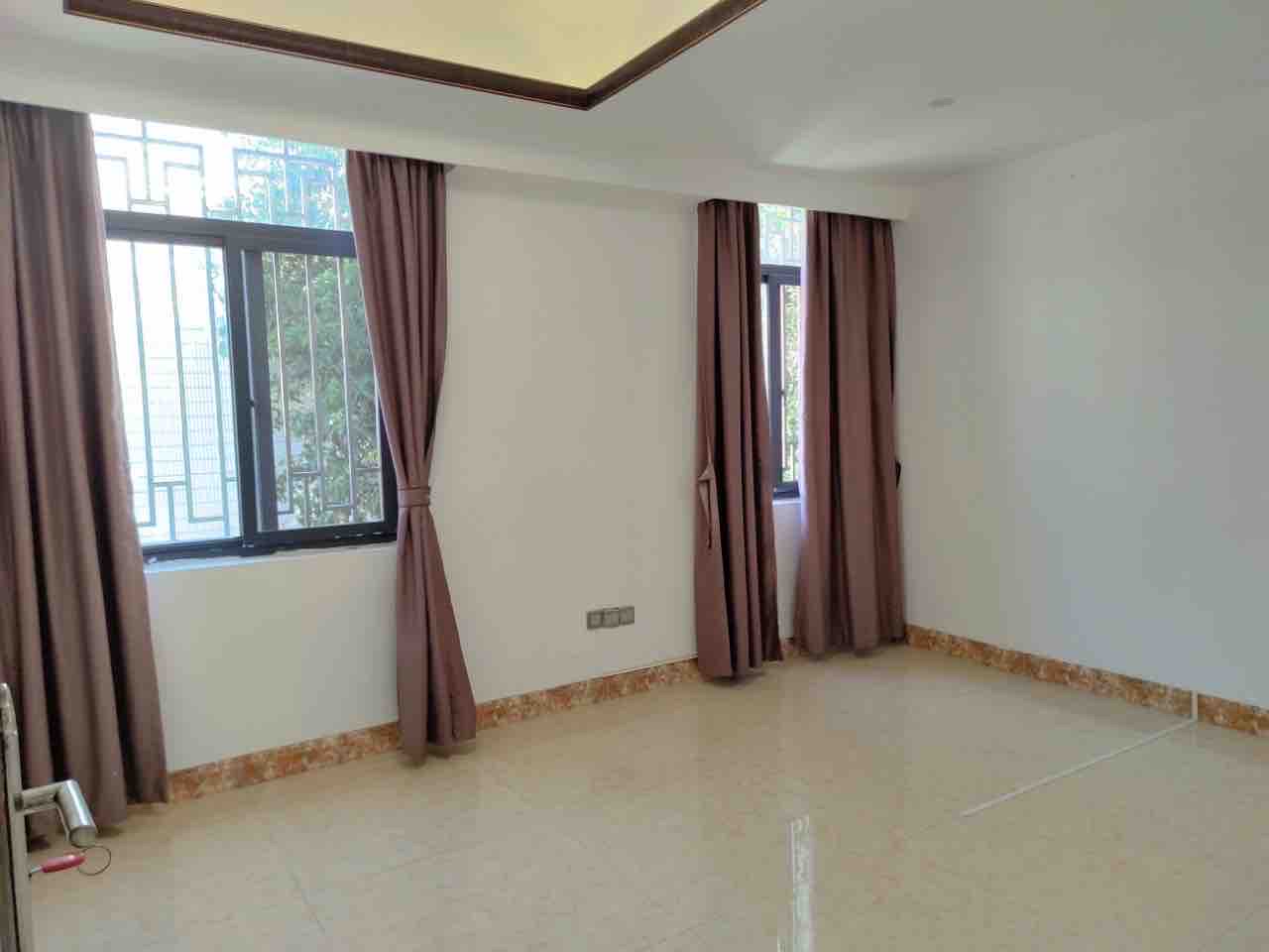 泉水山庄（别墅公寓区）  10室3厅7卫    30000.0元/月室内图