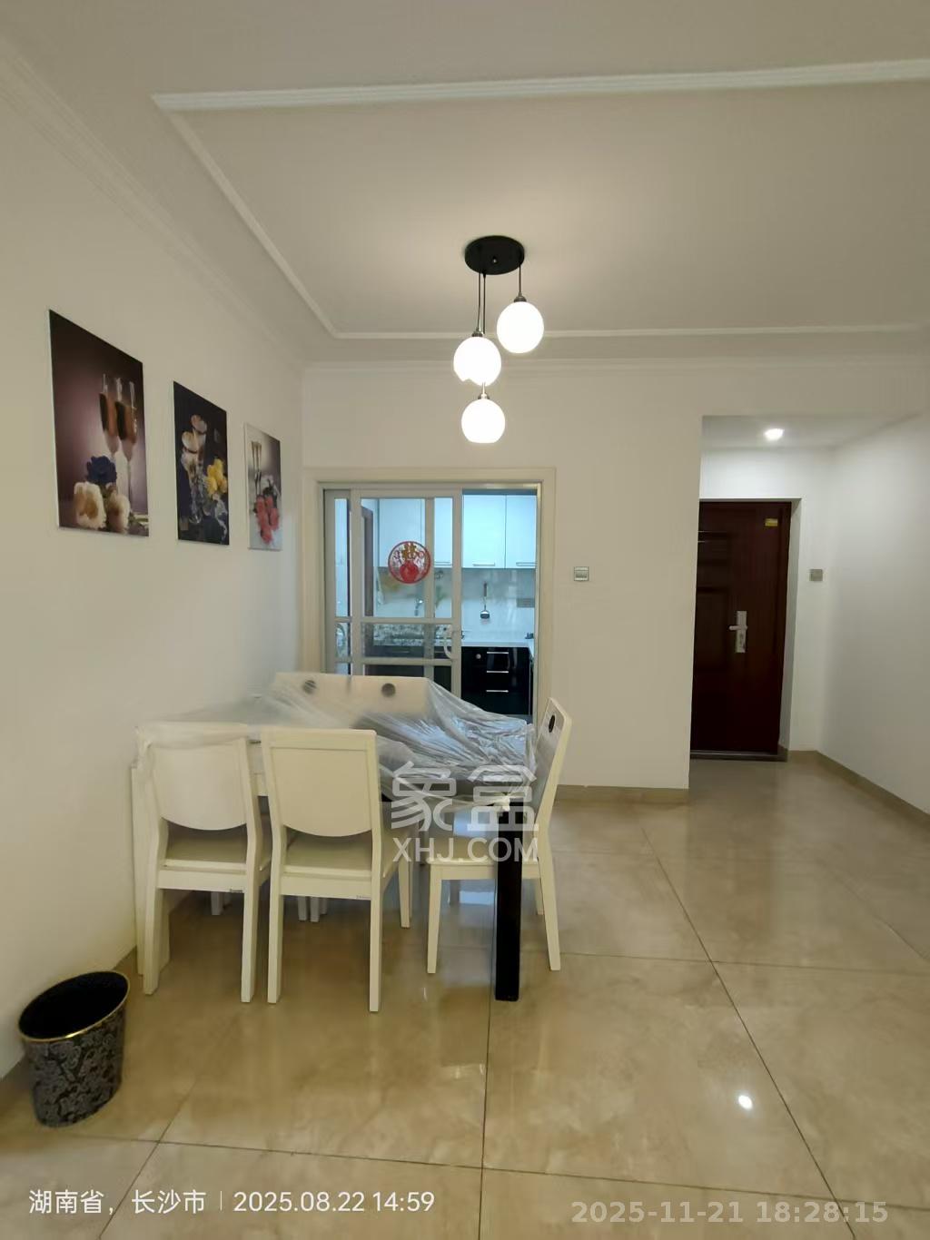 鑫远御文台一期 2室2厅1卫 2600.0元/月 鑫远御文台一期 2室2厅1卫 2600.0元/月室内图