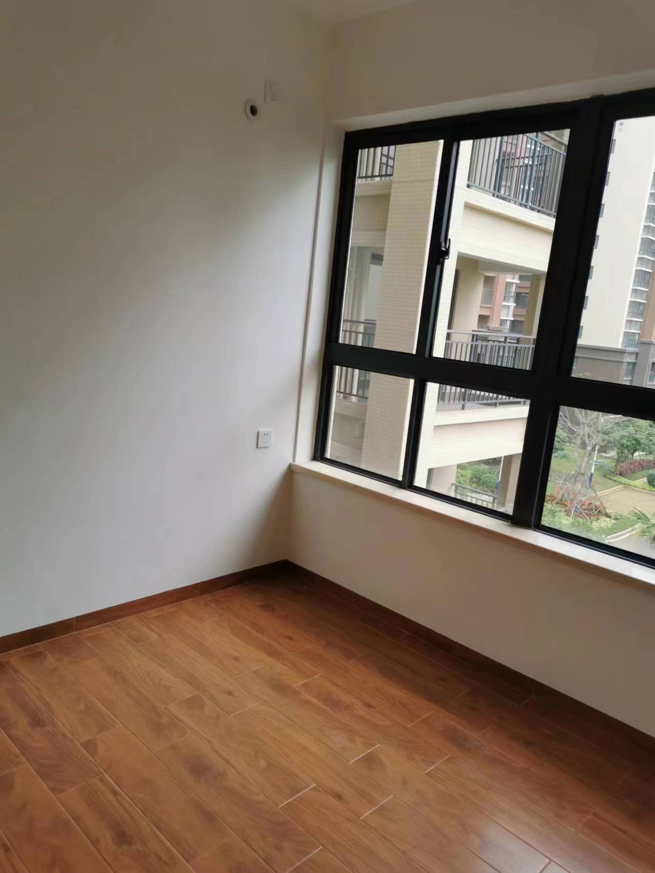 南海幸福汇 2室2厅1卫 1800.0元/月 南海幸福汇 2室2厅1卫 1800.0元/月室内图