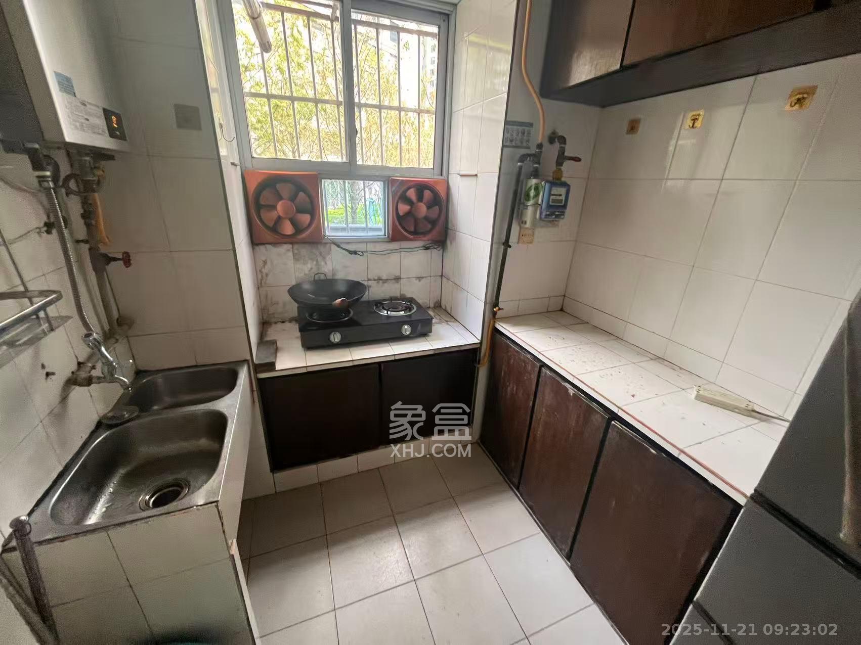 学宫街散盘 2室2厅2卫 1600.0元/月 学宫街散盘 2室2厅2卫 1600.0元/月室内图