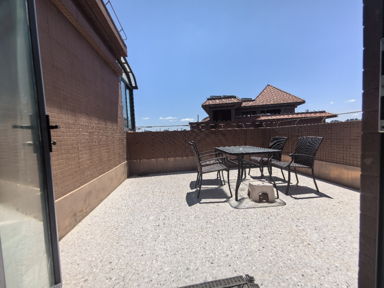 南海幸福汇  3室2厅2卫    125.0万