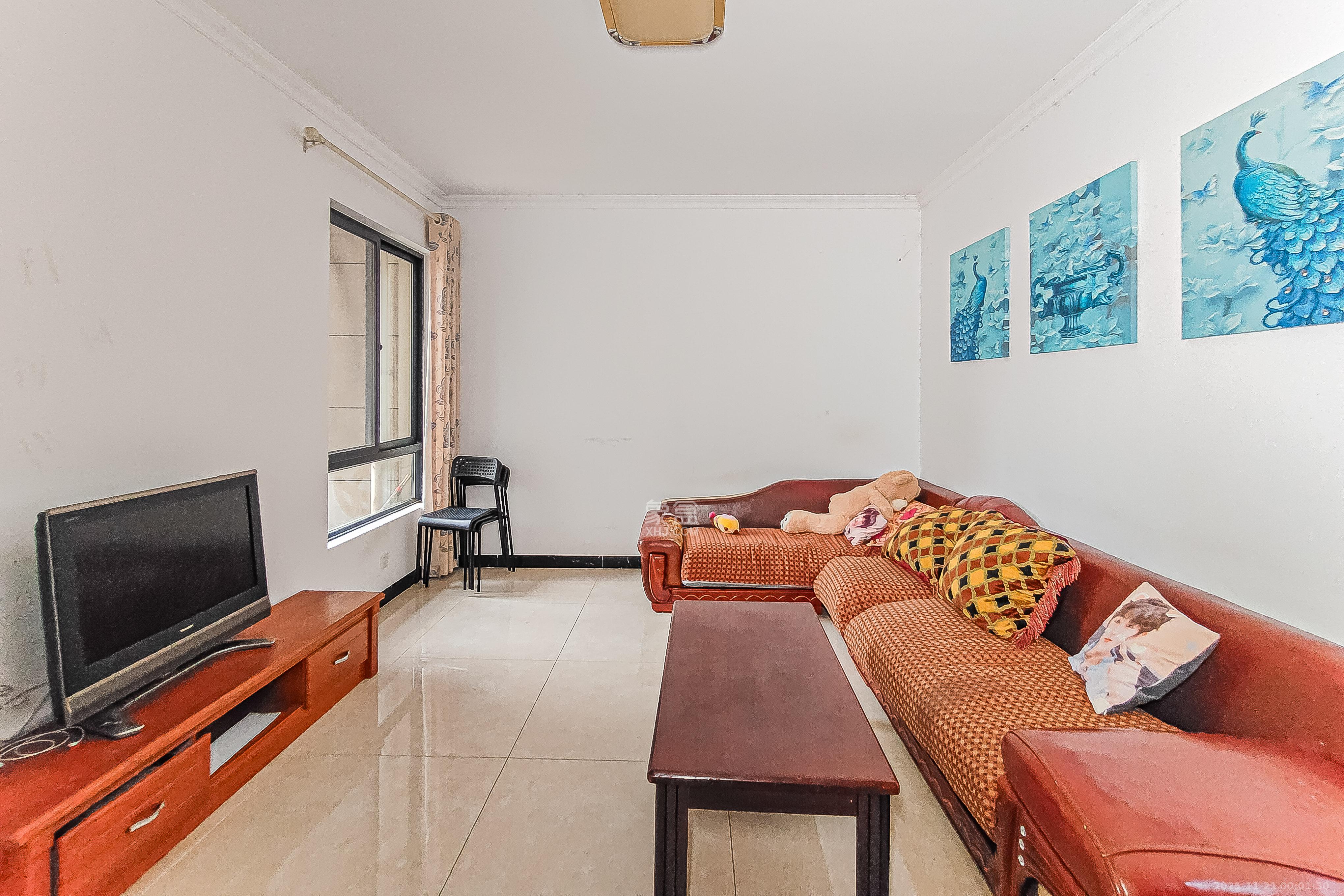 阳光锦城 2室2厅1卫 100.0万 阳光锦城 2室2厅1卫 100.0万客厅