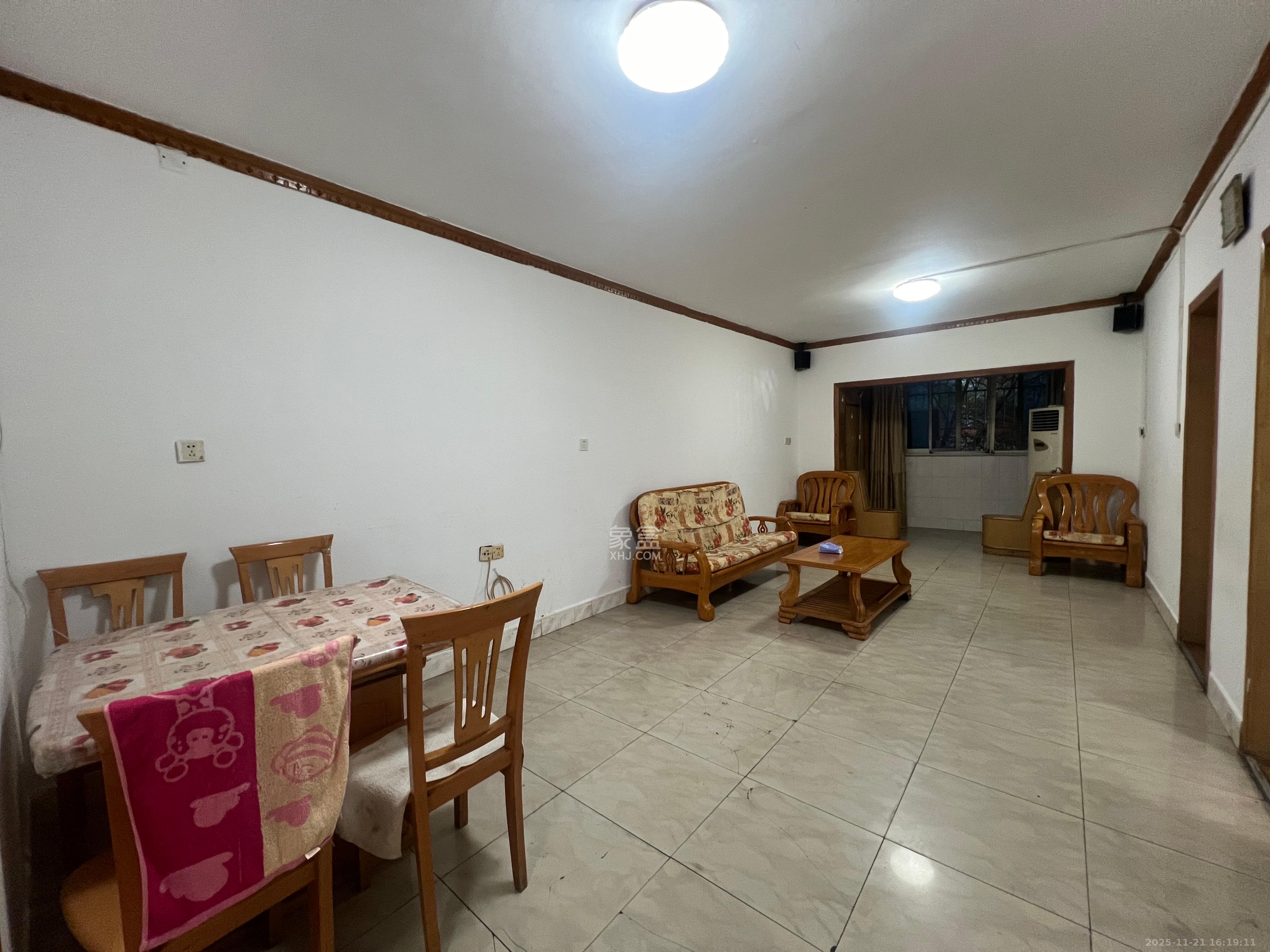 下民航宿舍  2室1厅1卫    1400.0元/月室内图