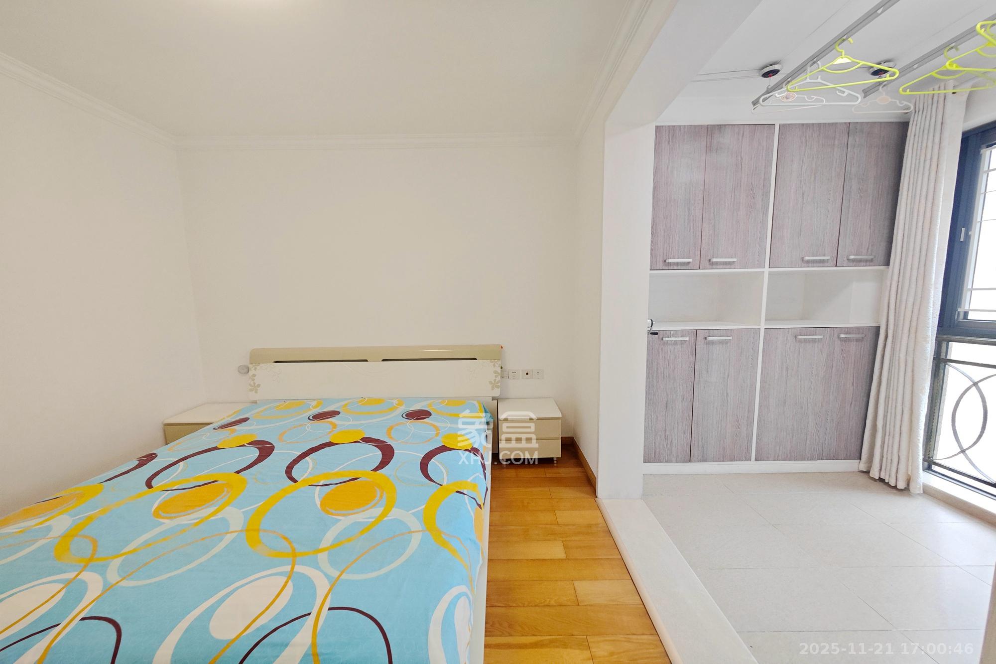 佳天瑞宁花园 2室2厅1卫 76.8万 佳天瑞宁花园 2室2厅1卫 76.8万卧室