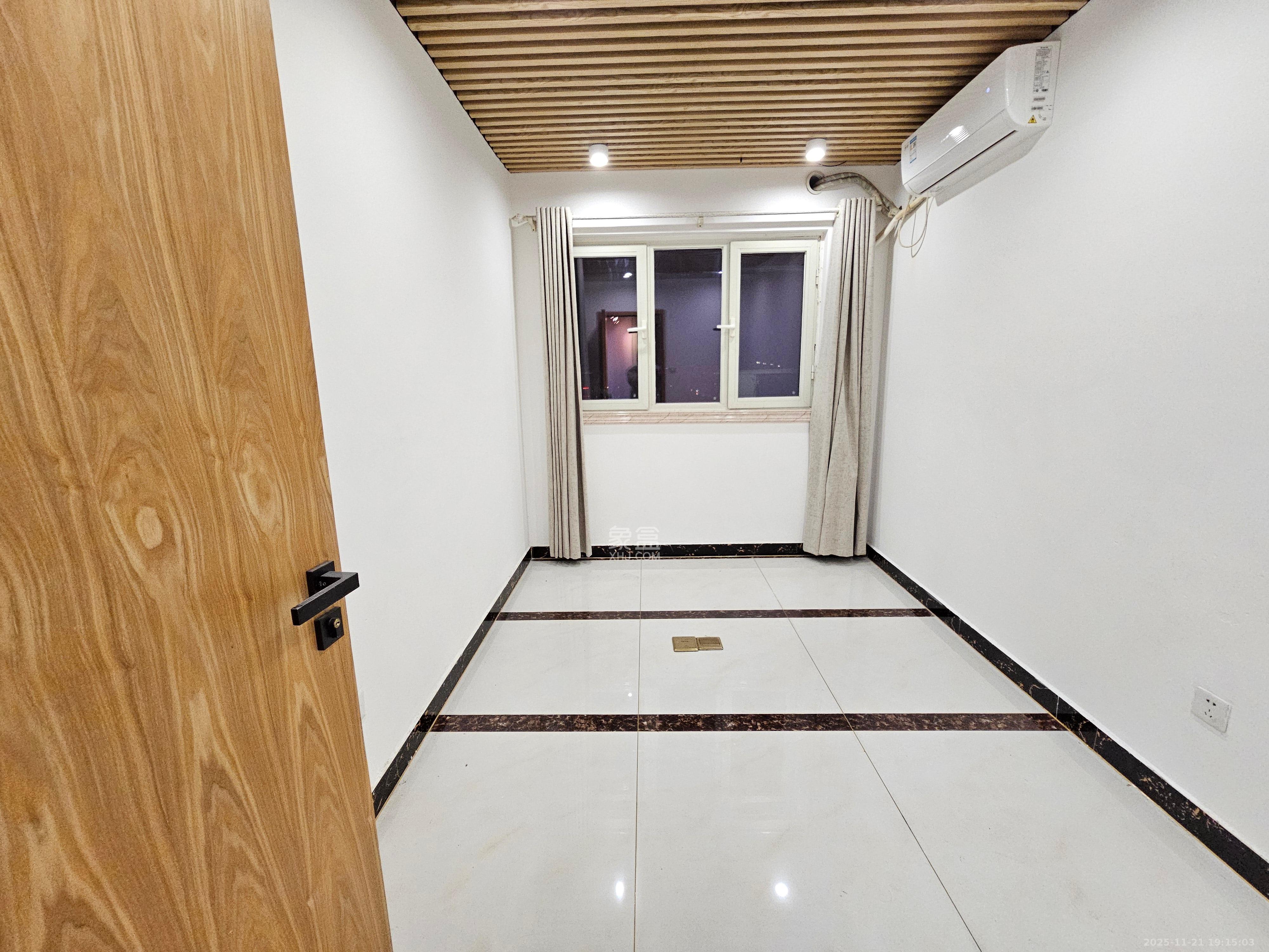 北辰三角洲B1E1区  1室0厅0卫    5000.0元/月室内图