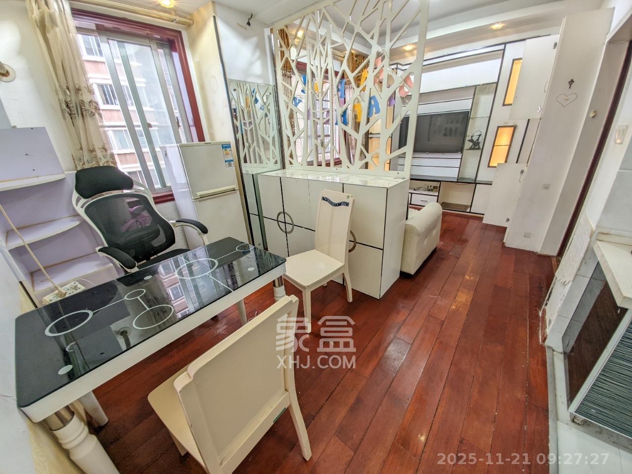 上河国际B座  1室1厅1卫    1500.0元/月室内图